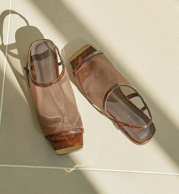 AU BANNISTER「メタルトゥ メッシュサンダル」|サンダル|ブラウン