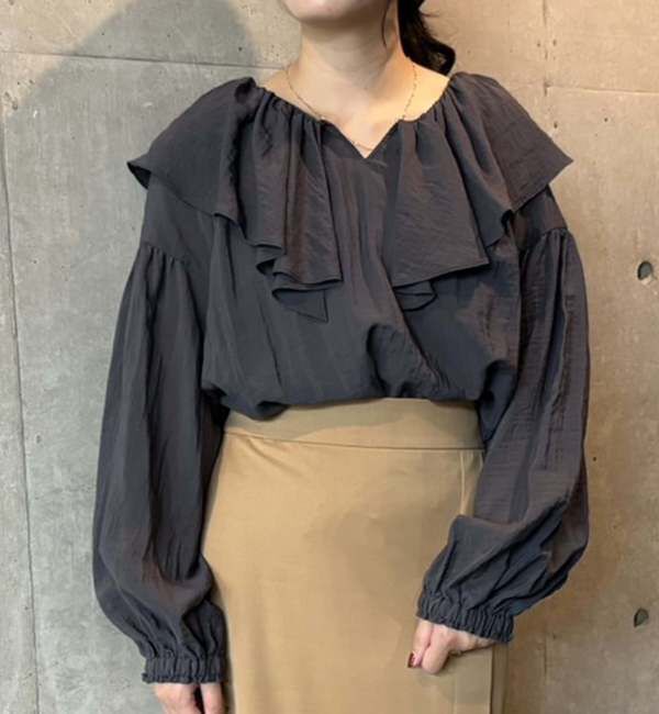 TIARA「フリルカラー2WAYブラウス」|シャツ・ブラウス|チャコールグレー