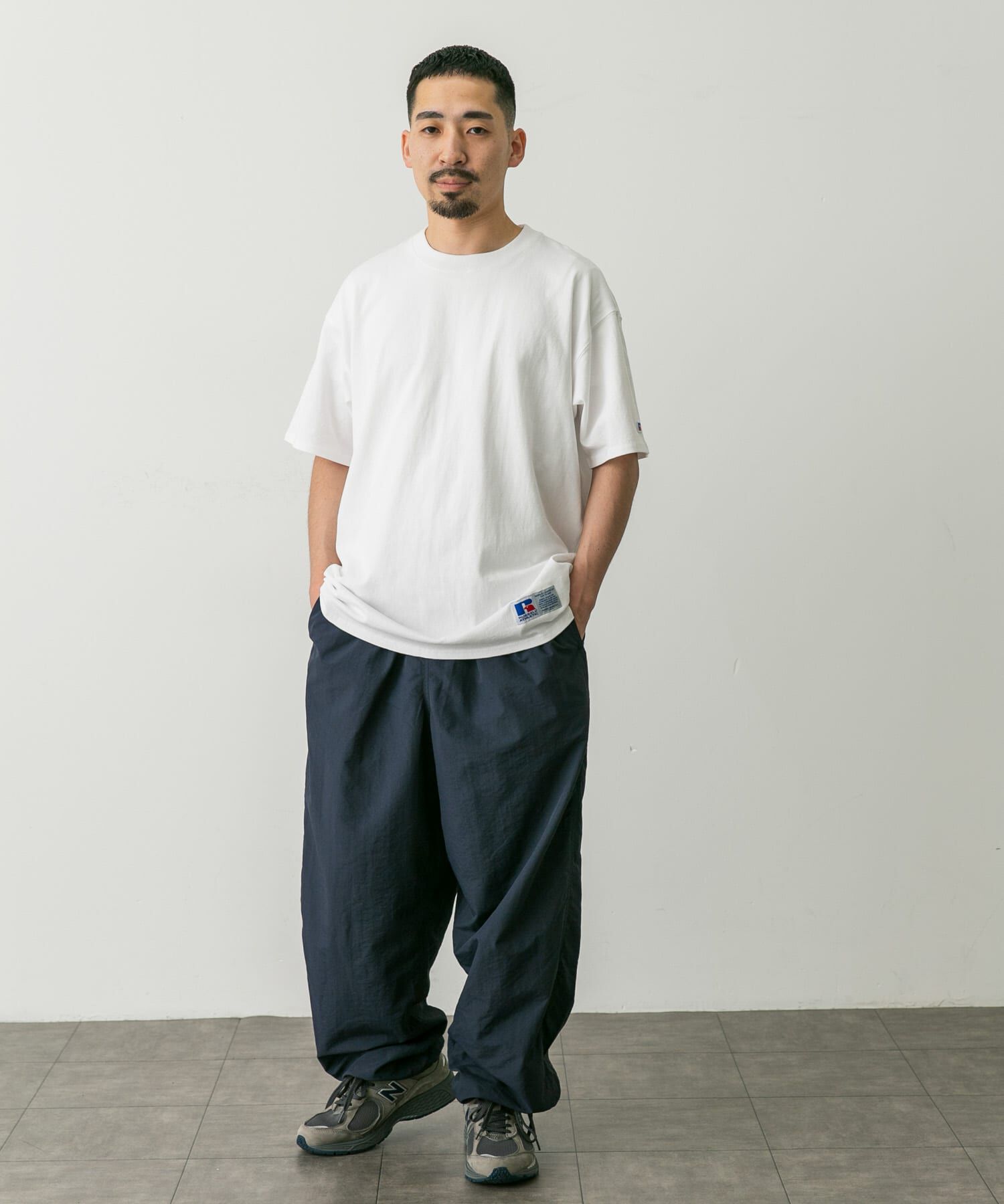 URBAN RESEARCH DOORS「『別注』RUSSELL ATHLETIC&times;DOORS　USA Cotton Basic Tee」|Tシャツ・カットソー|