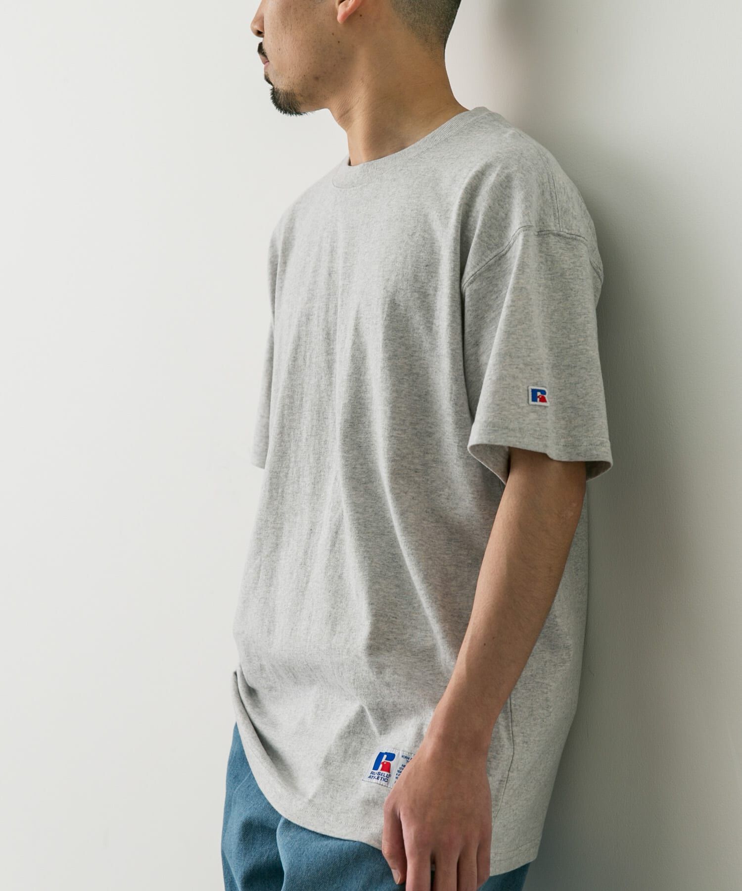 URBAN RESEARCH DOORS「『別注』RUSSELL ATHLETIC&times;DOORS　USA Cotton Basic Tee」|Tシャツ・カットソー|