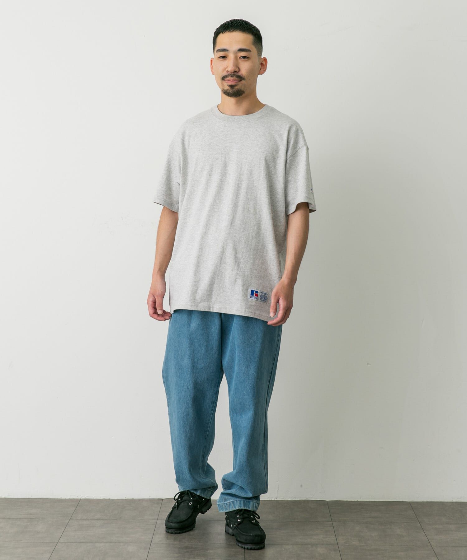 URBAN RESEARCH DOORS「『別注』RUSSELL ATHLETIC&times;DOORS　USA Cotton Basic Tee」|Tシャツ・カットソー|