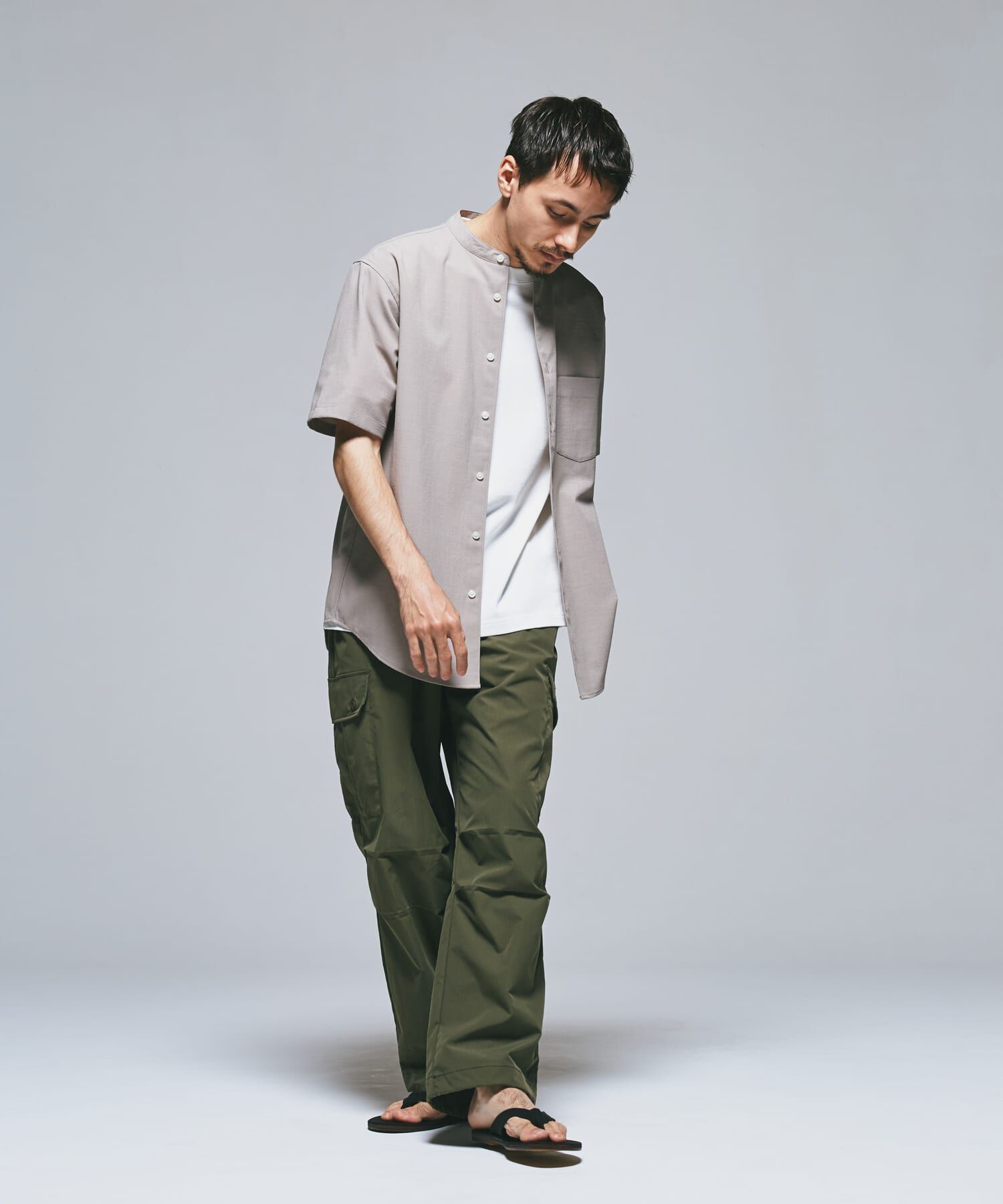 URBAN RESEARCH DOORS「『一部WEB限定』『UR TECH DRYLUXE』バンドカラーシャツ」|シャツ・ブラウス|