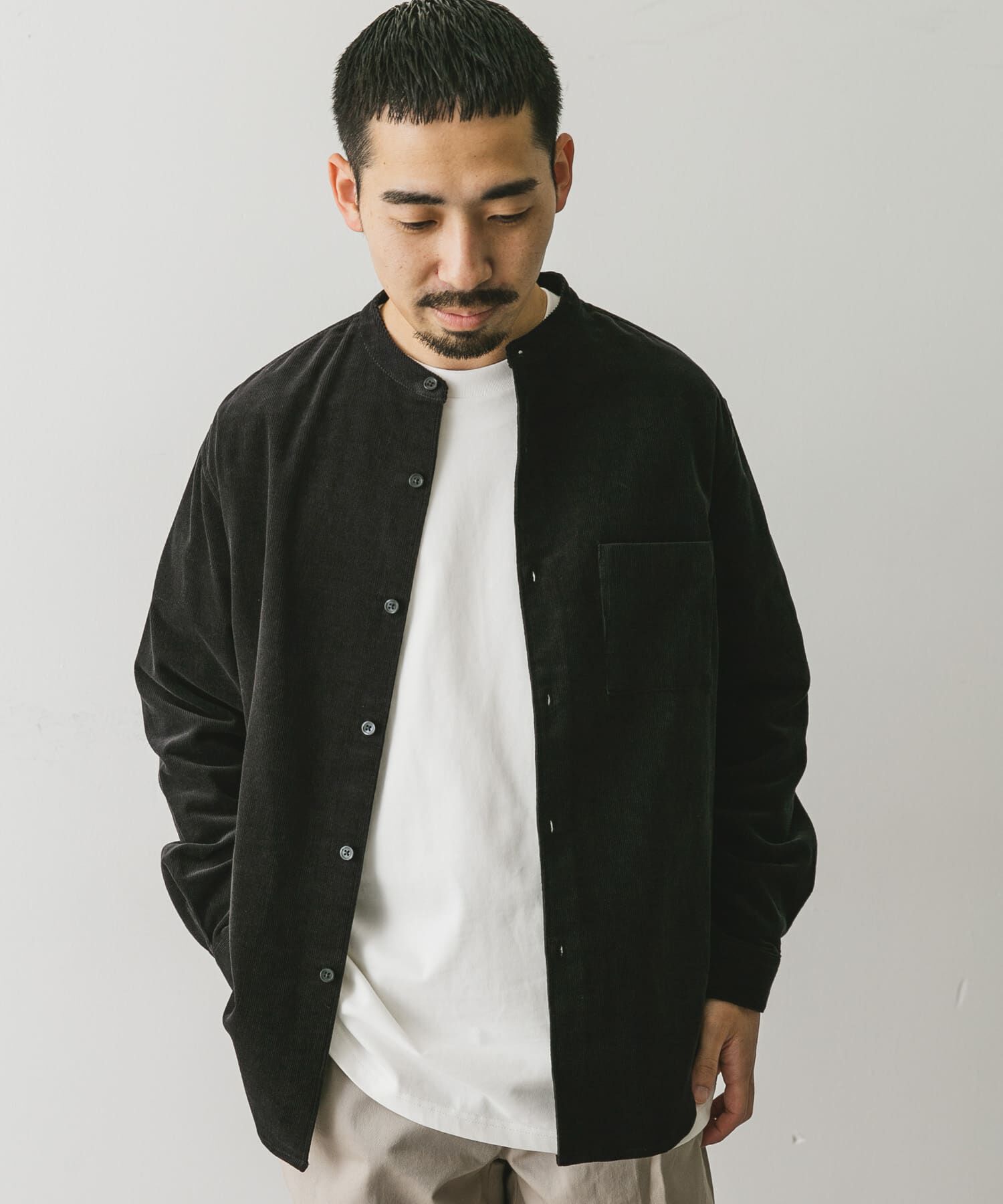 URBAN RESEARCH DOORS「『UR TECH』コーデュロイバンドカラーシャツ」|シャツ・ブラウス|