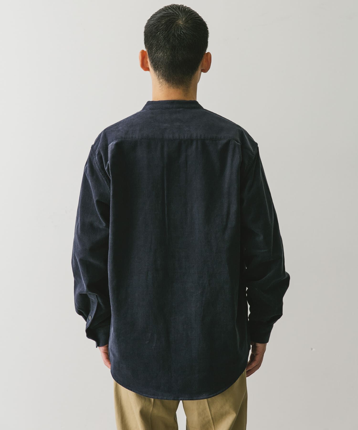 URBAN RESEARCH DOORS「『UR TECH』コーデュロイバンドカラーシャツ」|シャツ・ブラウス|