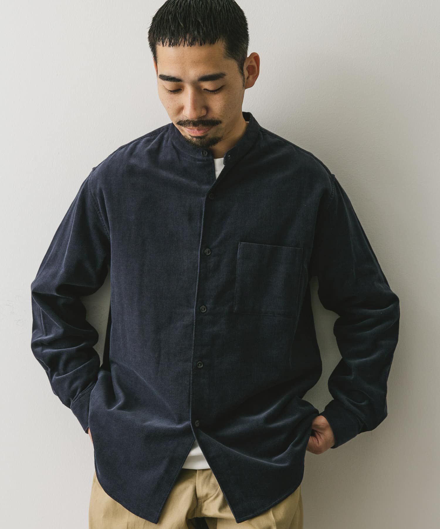 URBAN RESEARCH DOORS「『UR TECH』コーデュロイバンドカラーシャツ」|シャツ・ブラウス|