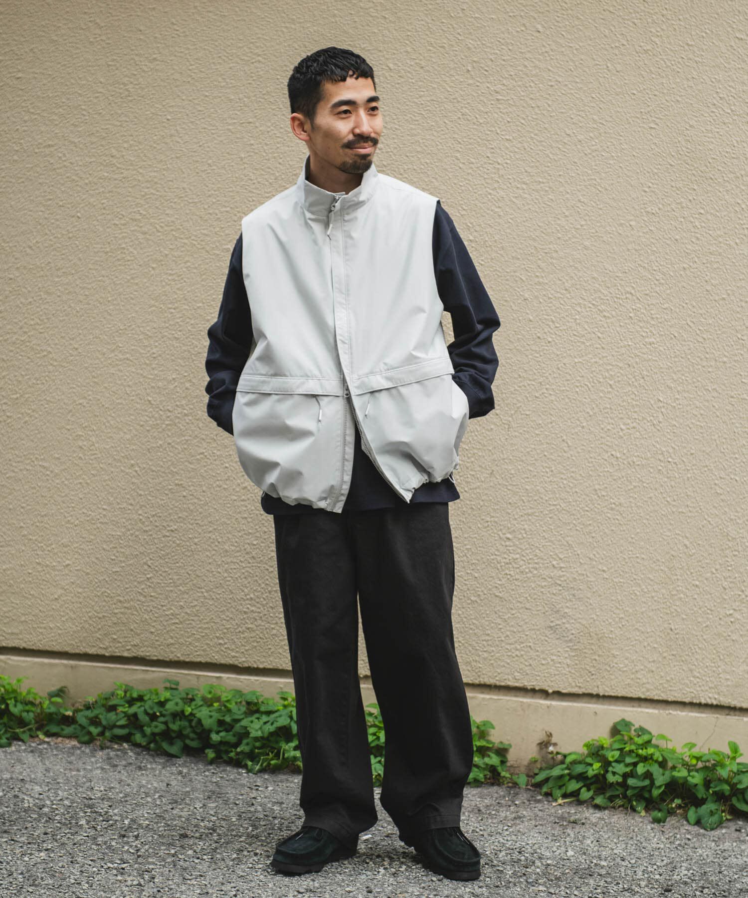 URBAN RESEARCH DOORS「『別注』Foxfire&times;DOORS　ゴアテックス ベスト」|ノーカラーコート|