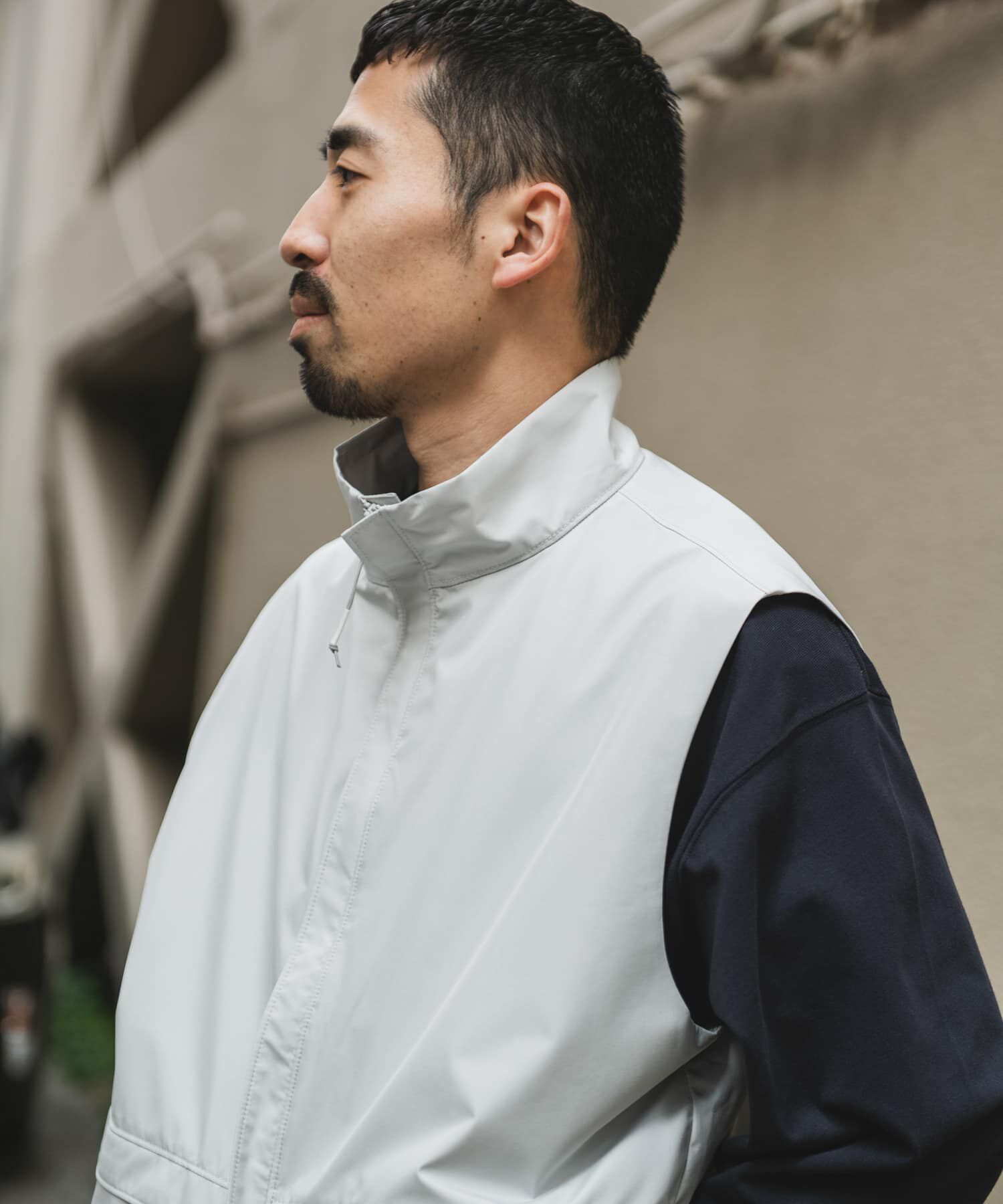 URBAN RESEARCH DOORS「『別注』Foxfire&times;DOORS　ゴアテックス ベスト」|ノーカラーコート|