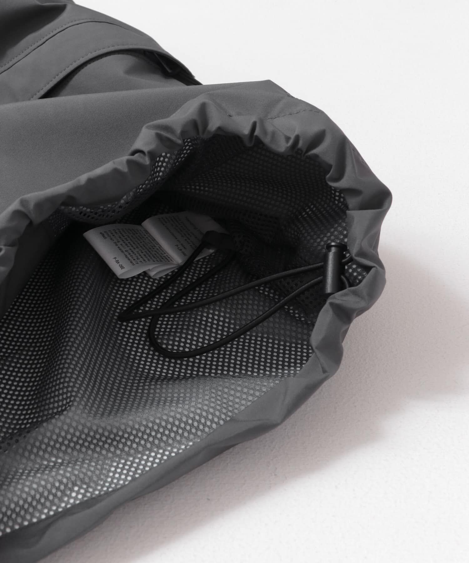 URBAN RESEARCH DOORS「『別注』Foxfire&times;DOORS　ゴアテックス ベスト」|ノーカラーコート|