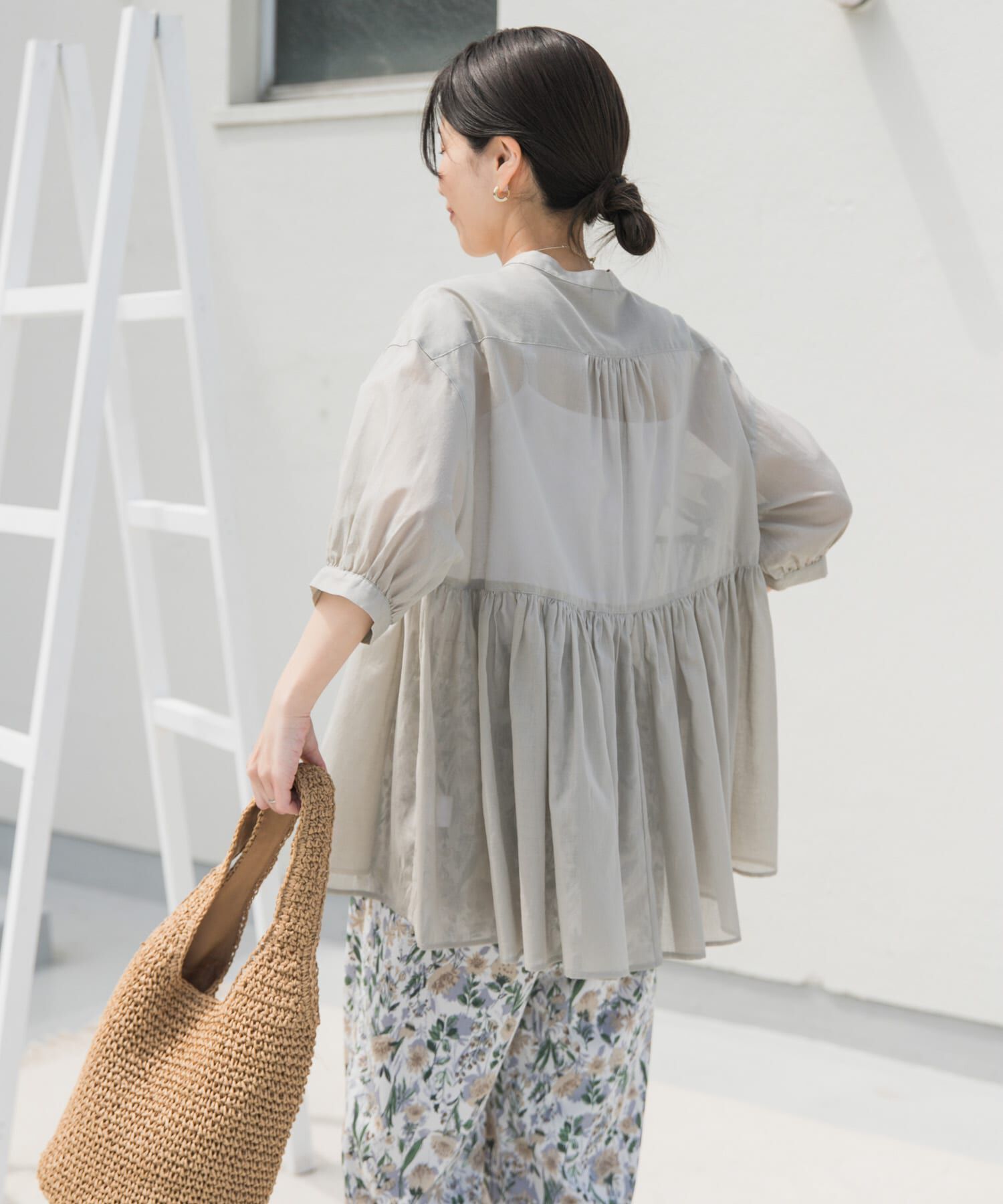 URBAN RESEARCH DOORS「『UR TECH』ボイルサイドギャザーブラウス」|シャツ・ブラウス|