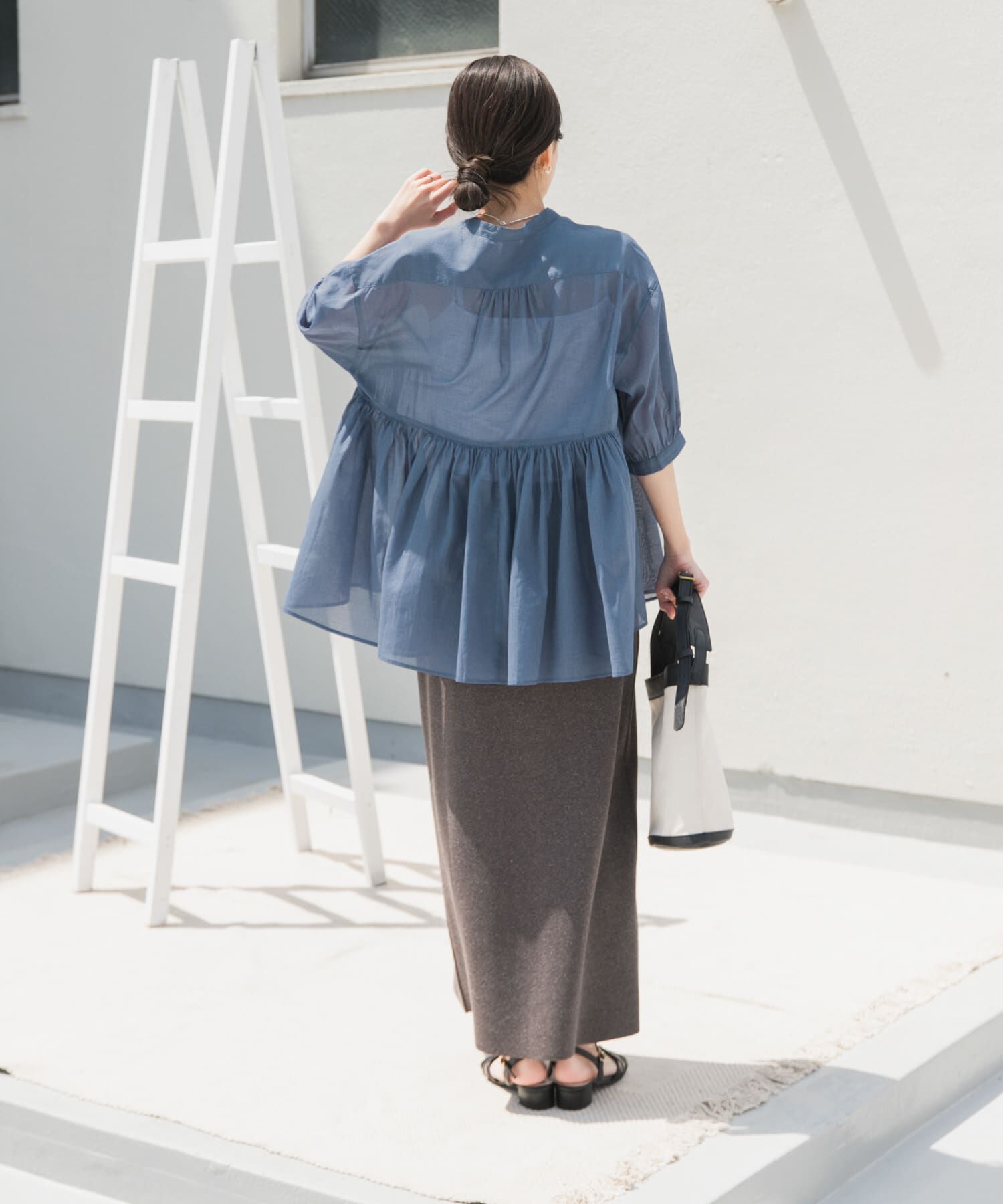 URBAN RESEARCH DOORS「『UR TECH』ボイルサイドギャザーブラウス」|シャツ・ブラウス|