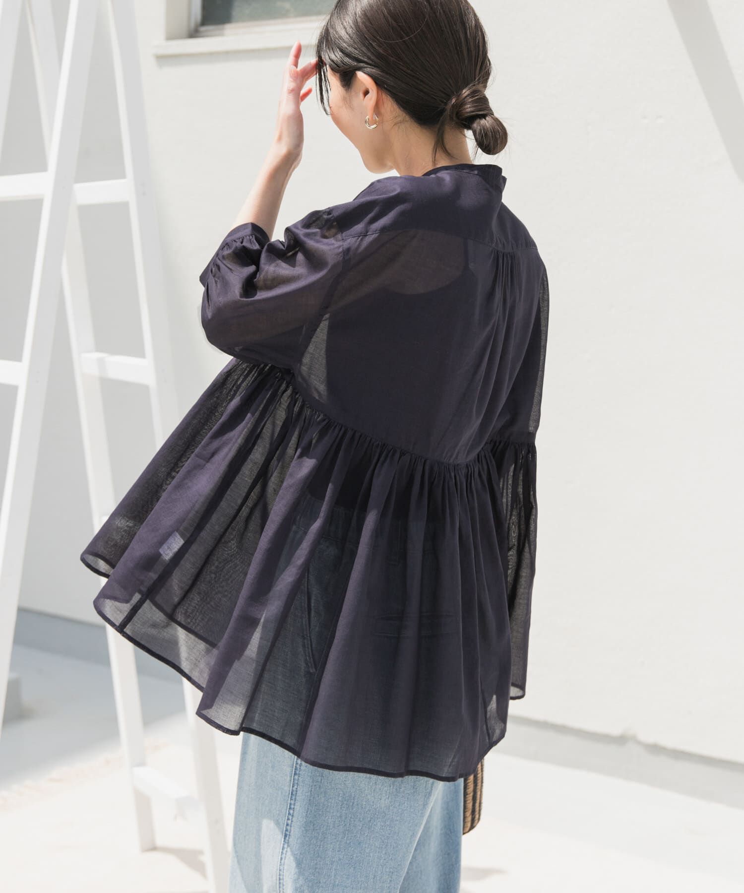 URBAN RESEARCH DOORS「『UR TECH』ボイルサイドギャザーブラウス」|シャツ・ブラウス|