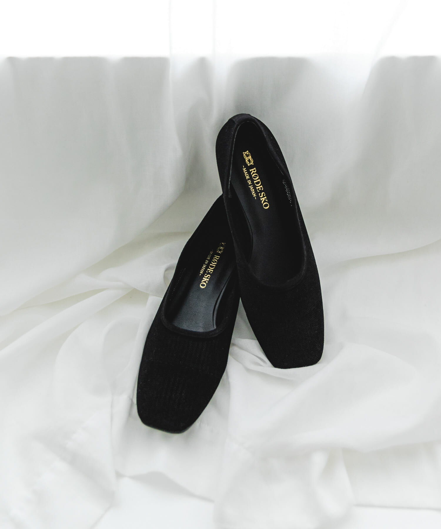 RODE SKO「『MADE IN JAPAN』スクエアベロアメッシュフラット」|バレエシューズ|