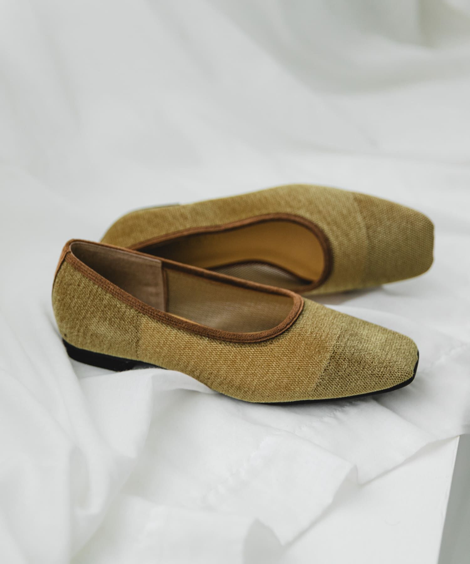 RODE SKO「『MADE IN JAPAN』スクエアベロアメッシュフラット」|バレエシューズ|