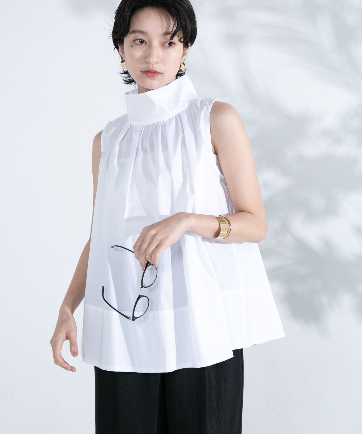 URBAN RESEARCH ROSSO「バックボタンハイネックフレアブラウス」|シャツ・ブラウス|