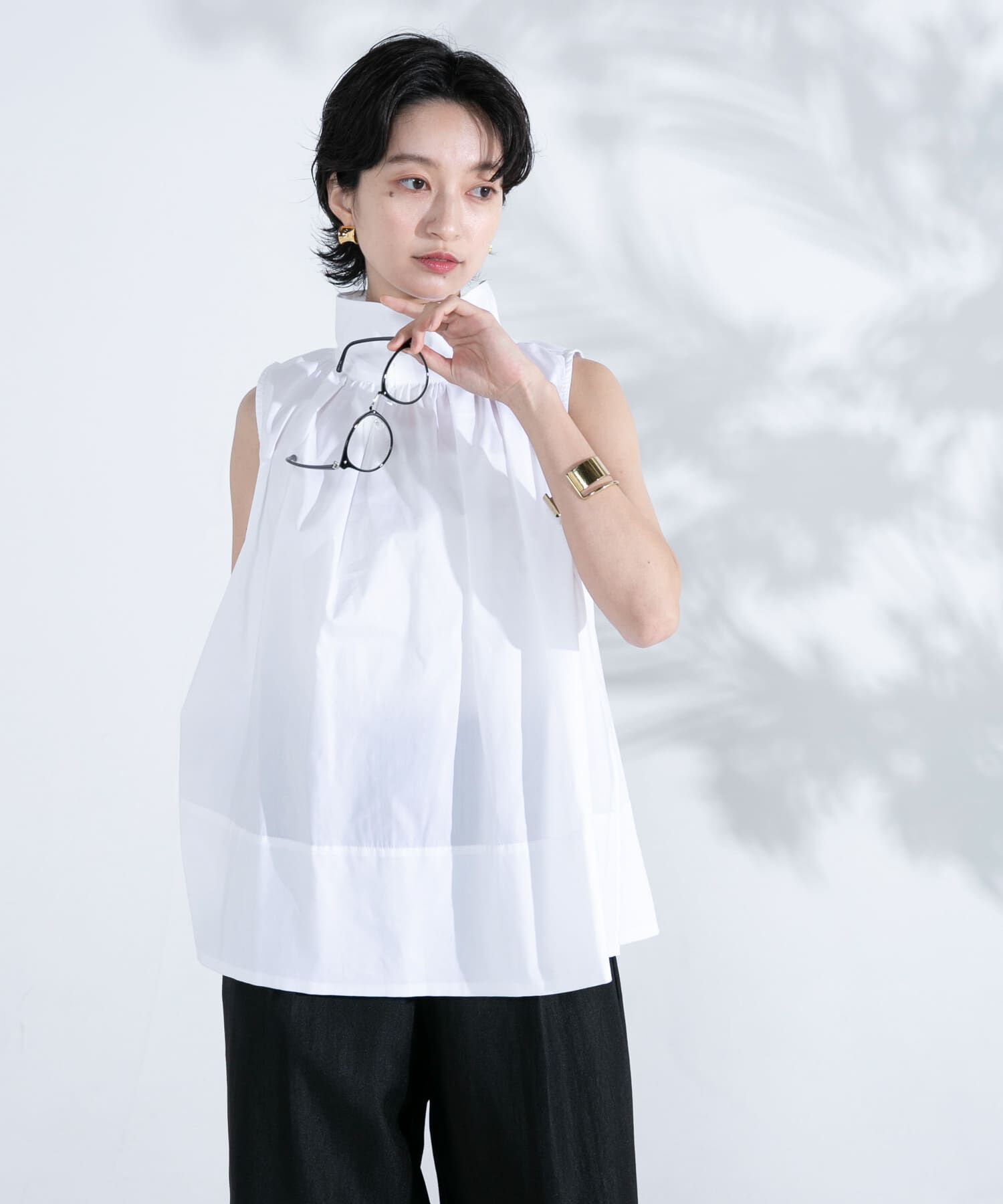 URBAN RESEARCH ROSSO「バックボタンハイネックフレアブラウス」|シャツ・ブラウス|