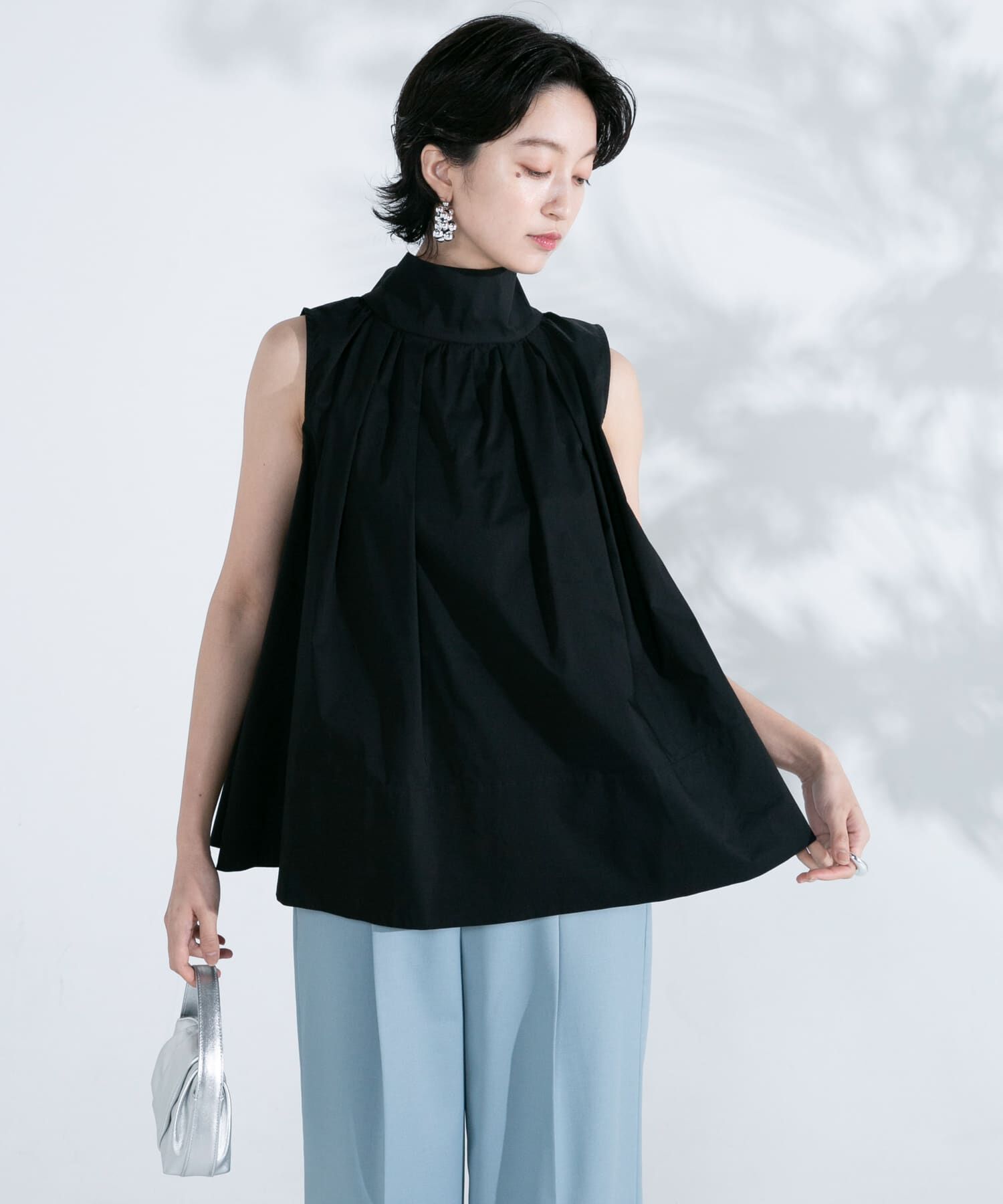 URBAN RESEARCH ROSSO「バックボタンハイネックフレアブラウス」|シャツ・ブラウス|