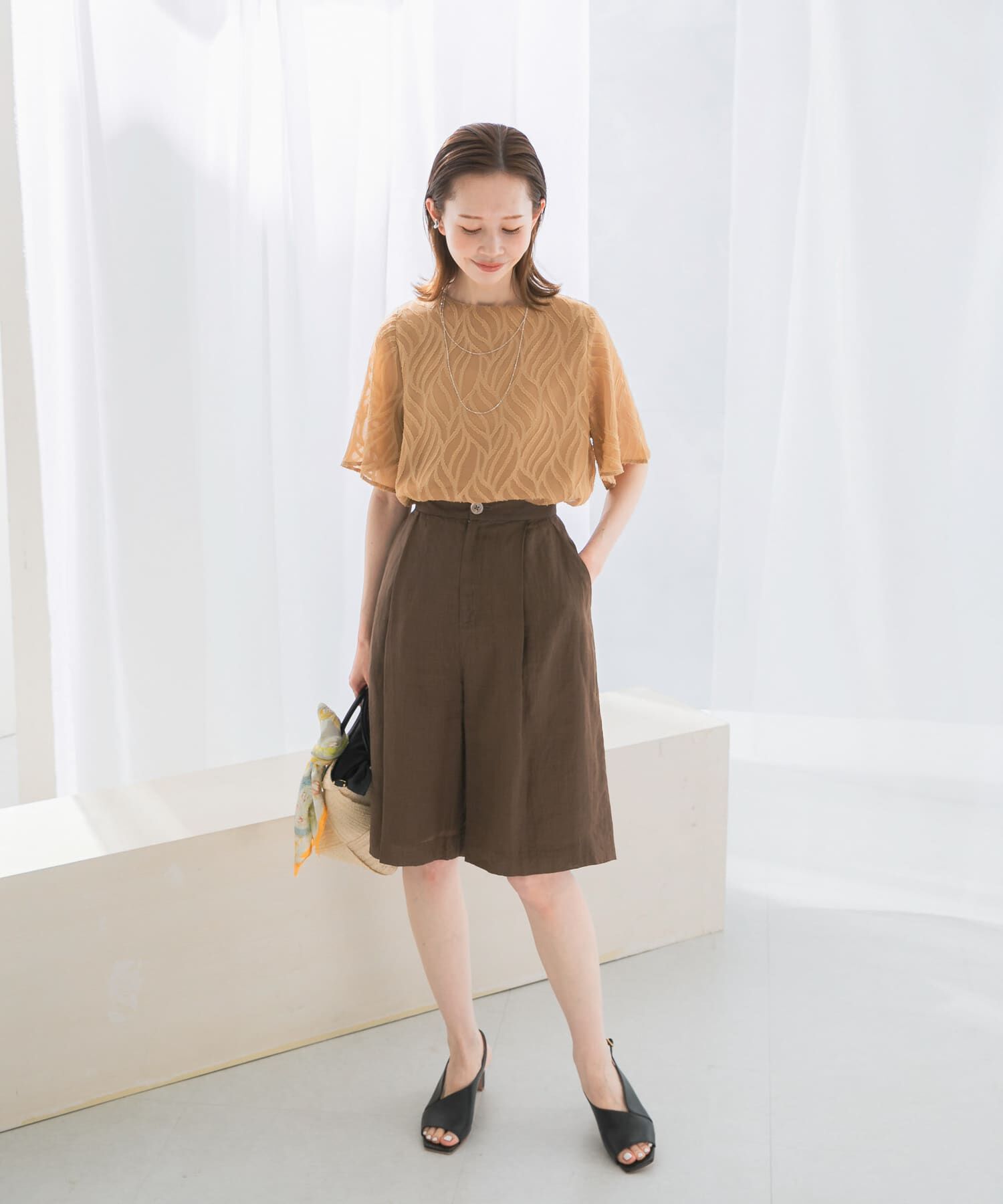 URBAN RESEARCH ROSSO「セミシアーカットジャガードブラウス」|シャツ・ブラウス|