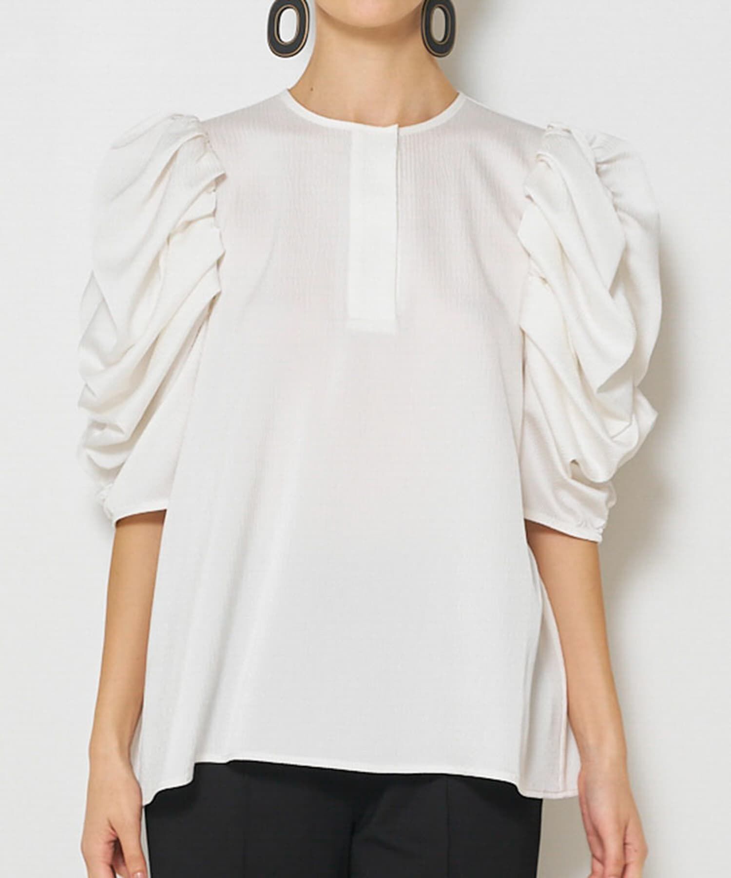 URBAN RESEARCH ROSSO「Mewl　ボリュームパフスリーブブラウス」|シャツ・ブラウス|