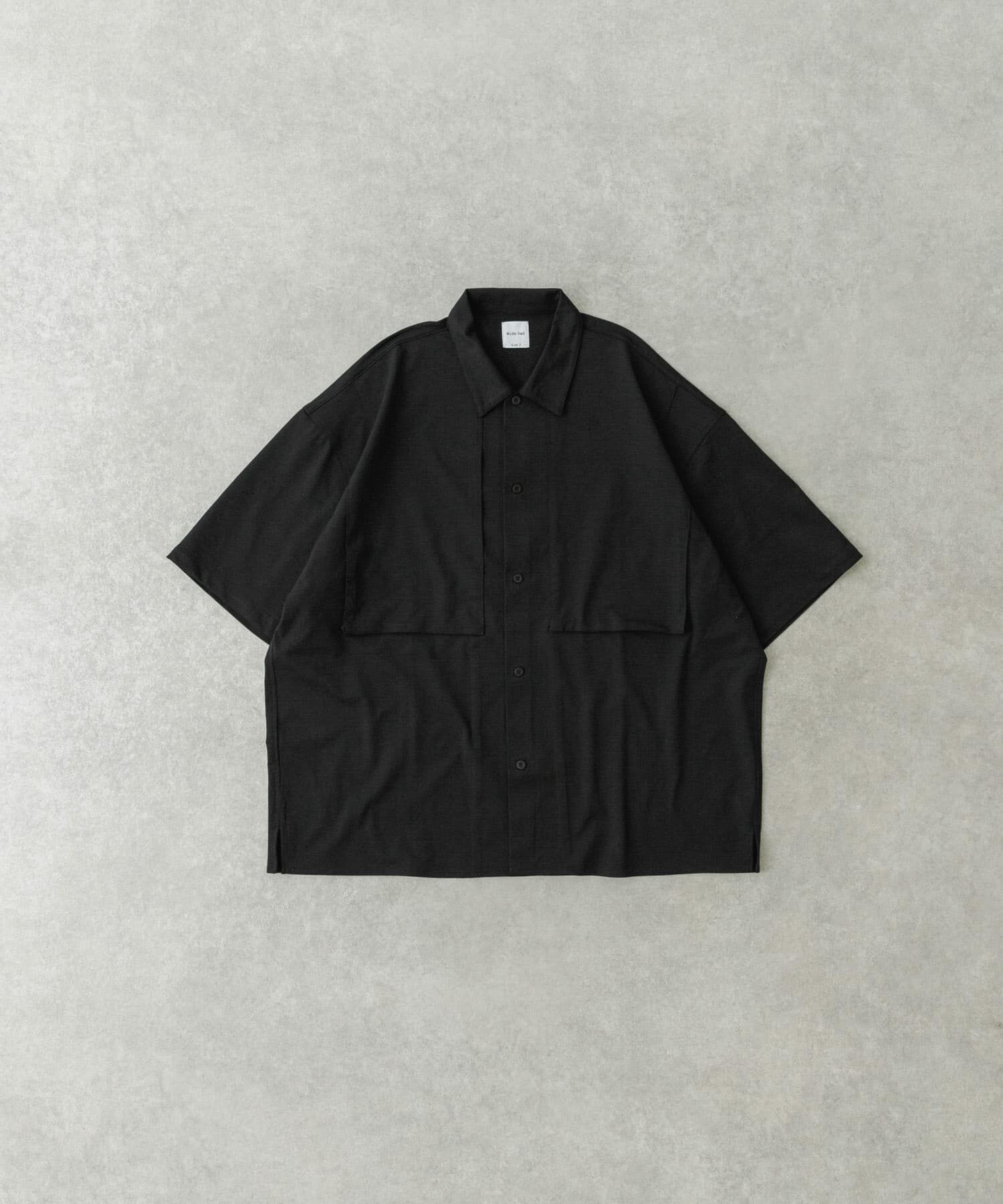 URBAN RESEARCH「Wide Dad　SHADE TECH SHORT-SLEEVE SHIRTS」|シャツ・ブラウス|