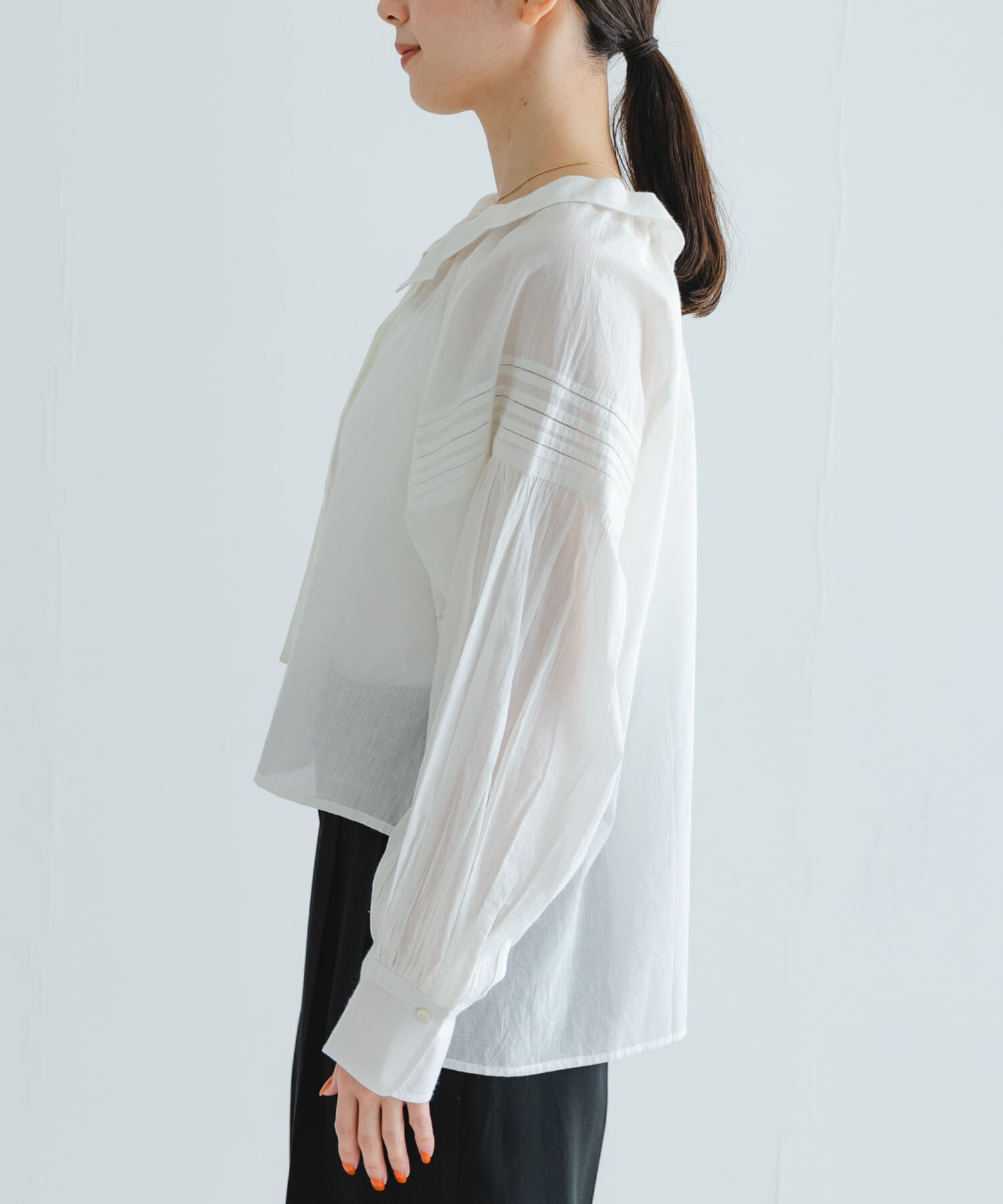 URBAN RESEARCH「コットンボイルフリルカラーブラウス」|シャツ・ブラウス|