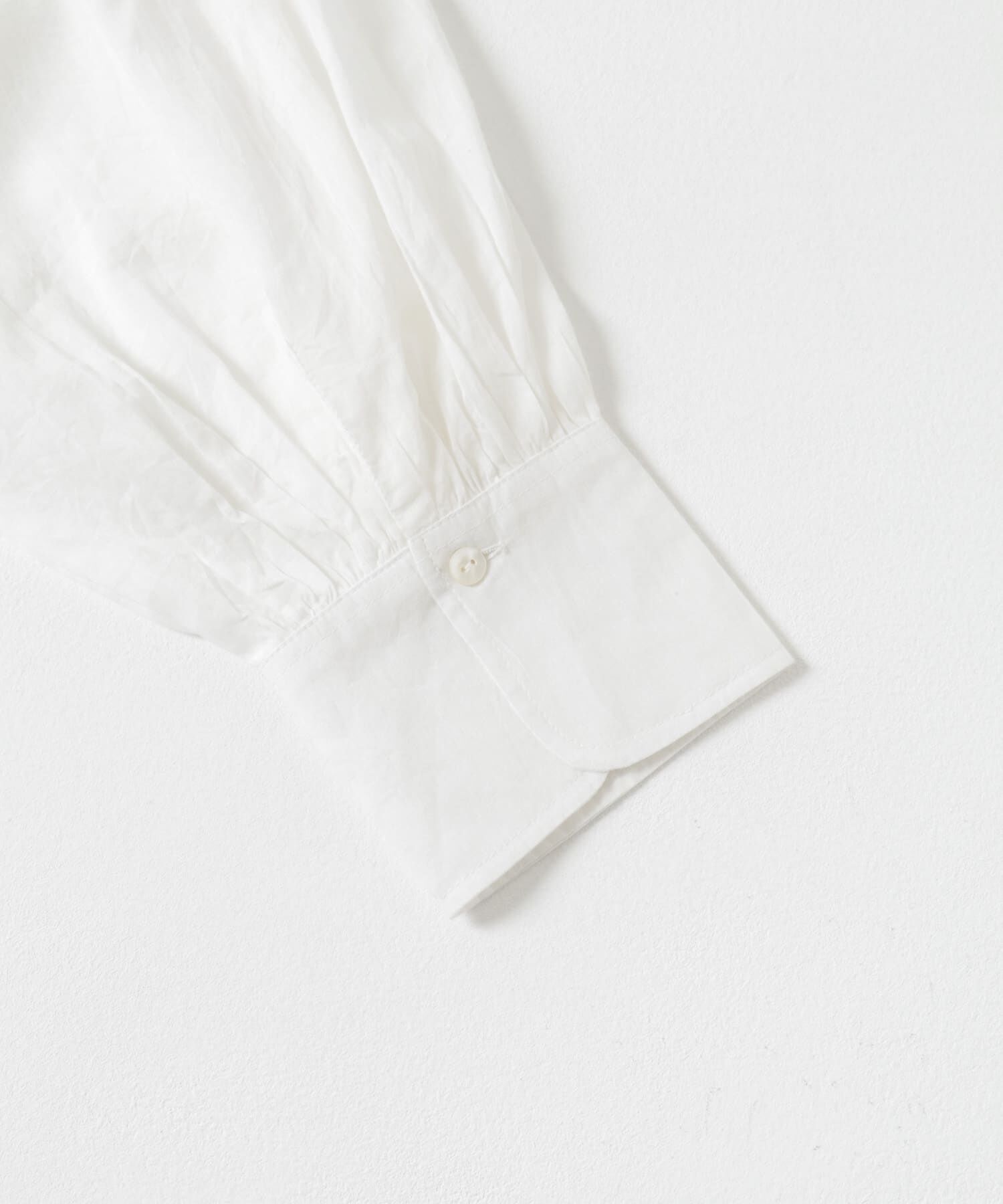 URBAN RESEARCH「コットンボイルフリルカラーブラウス」|シャツ・ブラウス|