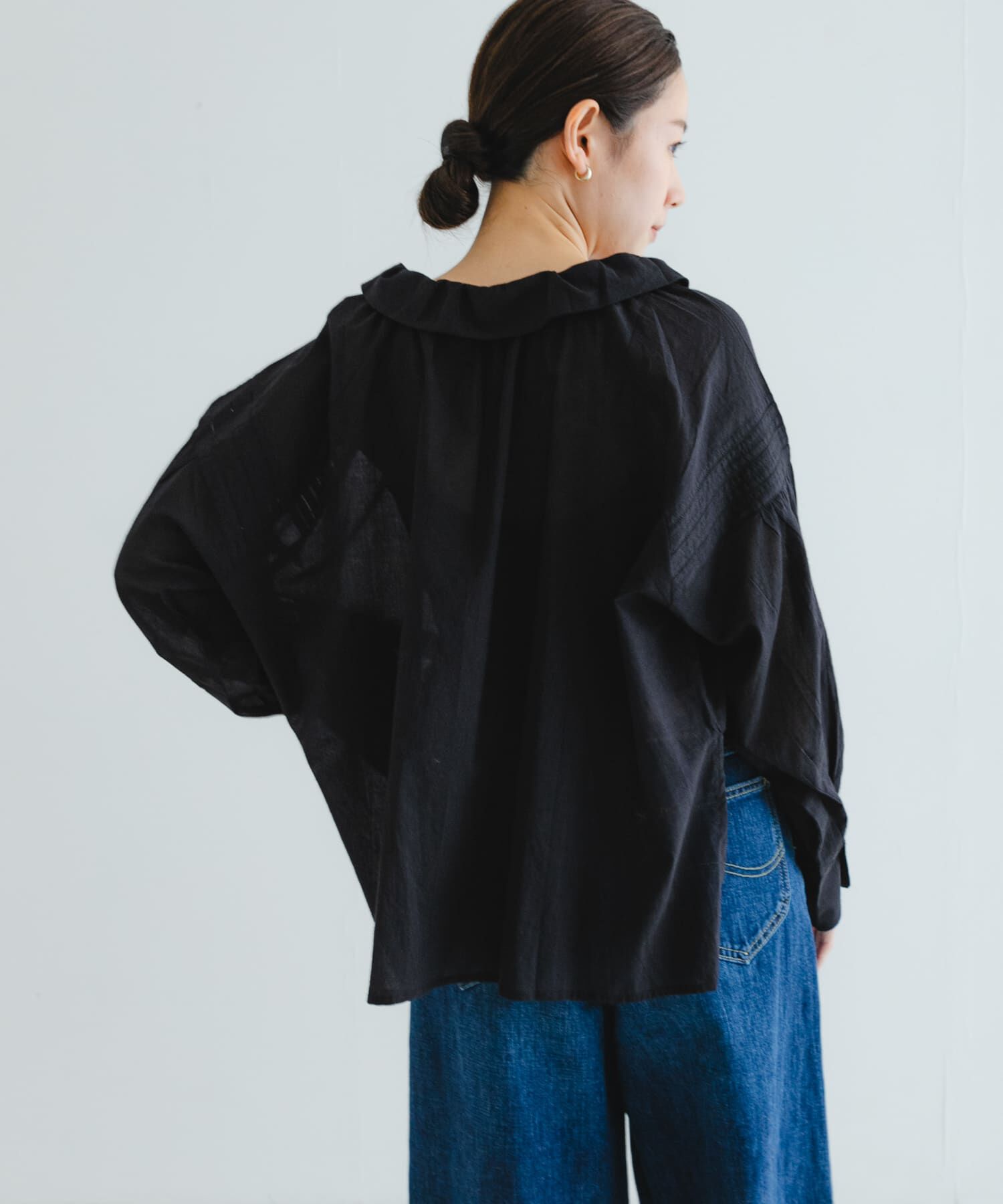 URBAN RESEARCH「コットンボイルフリルカラーブラウス」|シャツ・ブラウス|