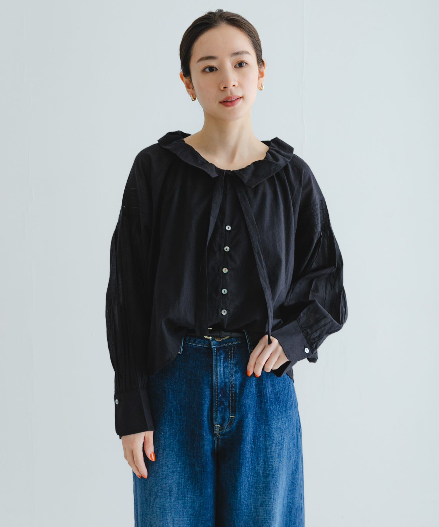 URBAN RESEARCH「コットンボイルフリルカラーブラウス」|シャツ・ブラウス|