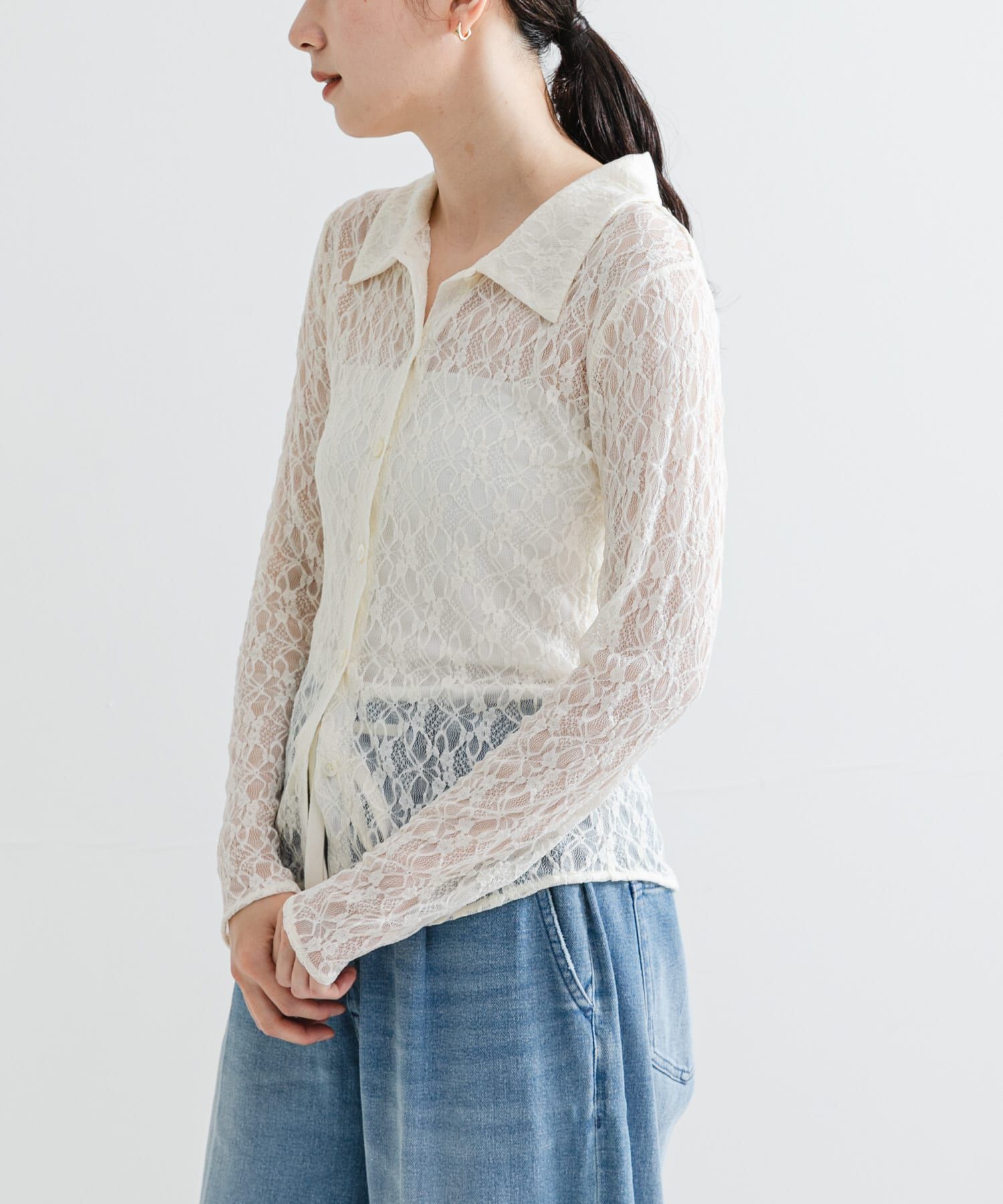 URBAN RESEARCH「ストレッチレースシャツカラーブラウス」|シャツ・ブラウス|