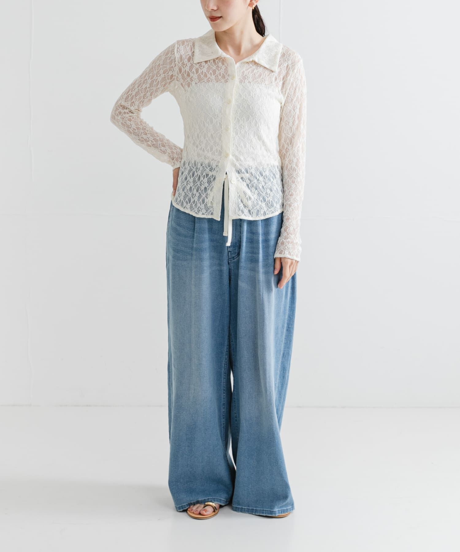 URBAN RESEARCH「ストレッチレースシャツカラーブラウス」|シャツ・ブラウス|