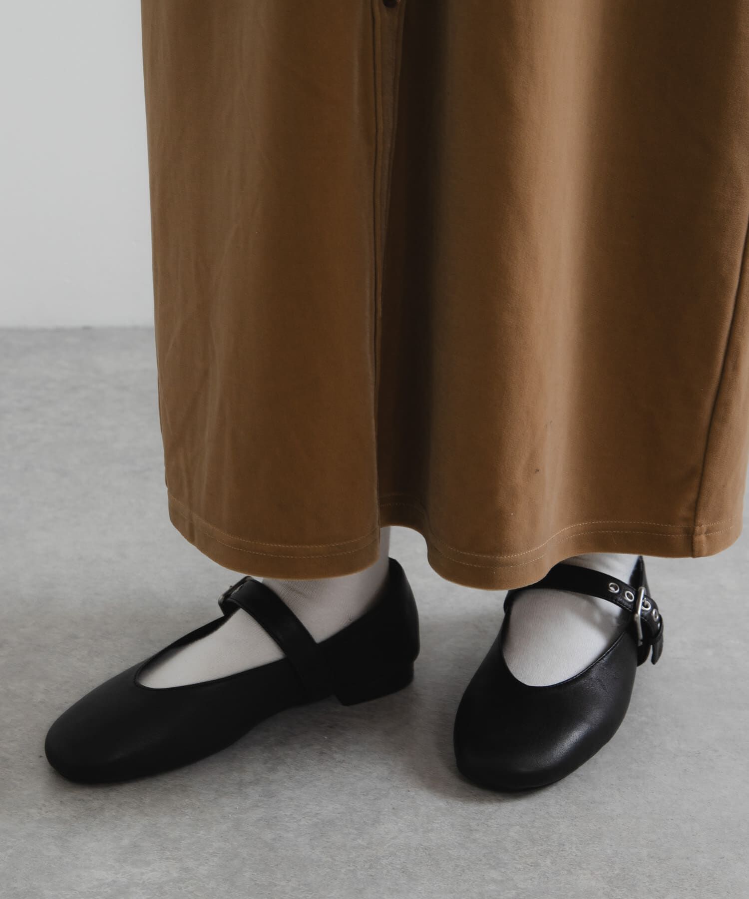 URBAN RESEARCH「レザーバレエシューズ」|バレエシューズ|ブラック