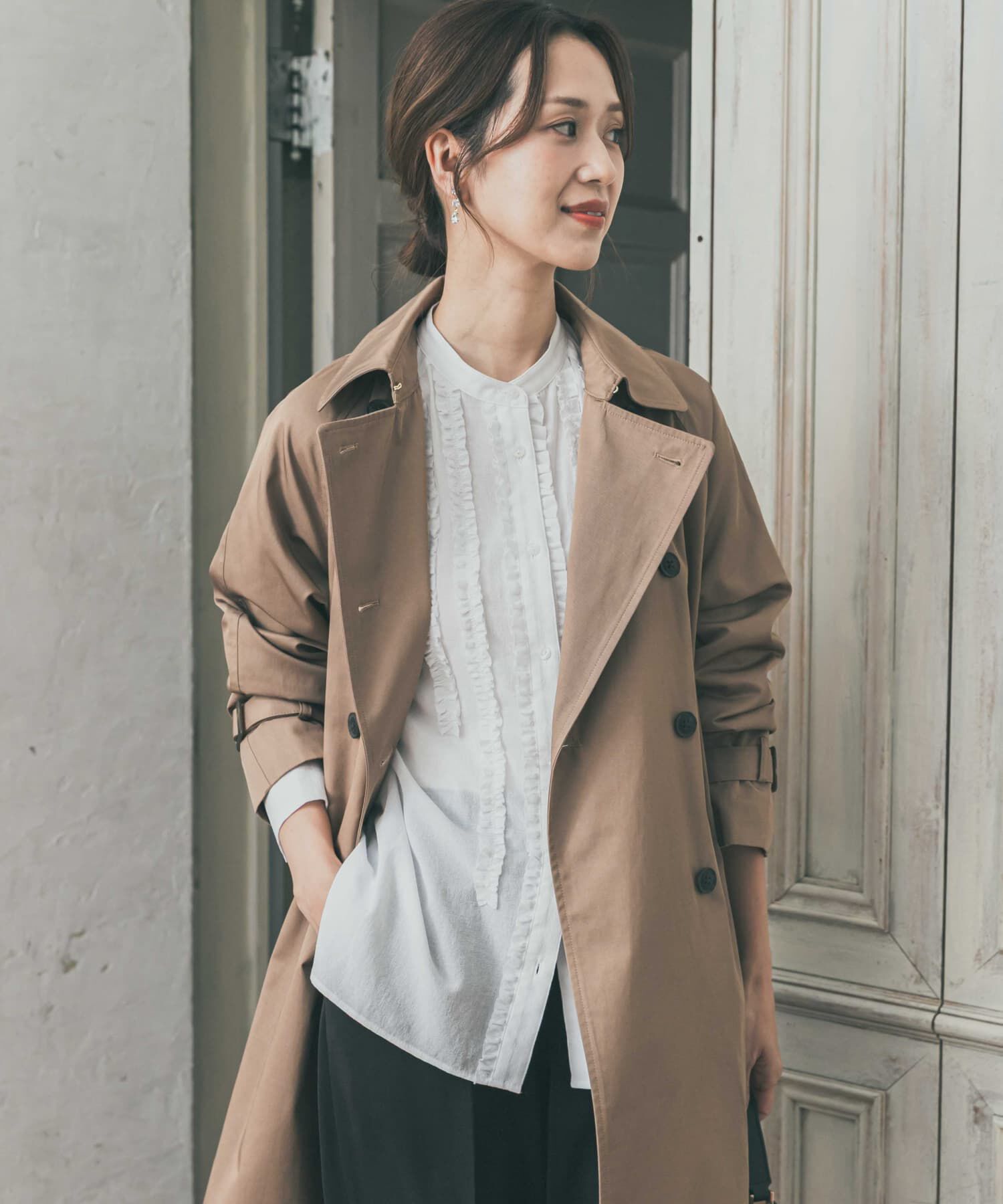 URBAN RESEARCH DOORS「フロントフリルスタンドカラーブラウス」|シャツ・ブラウス|