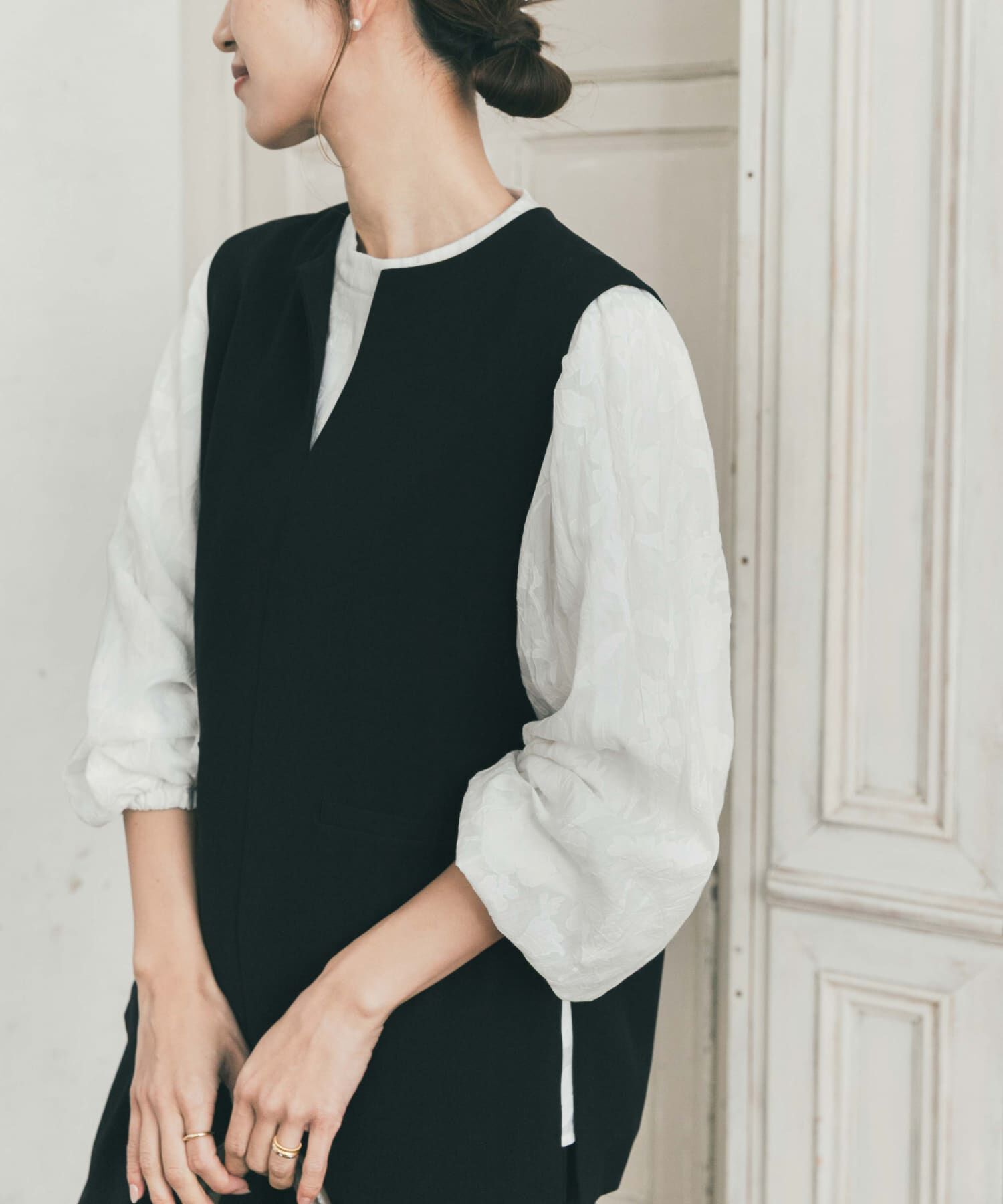 URBAN RESEARCH DOORS「フラワーオパールブラウス」|シャツ・ブラウス|