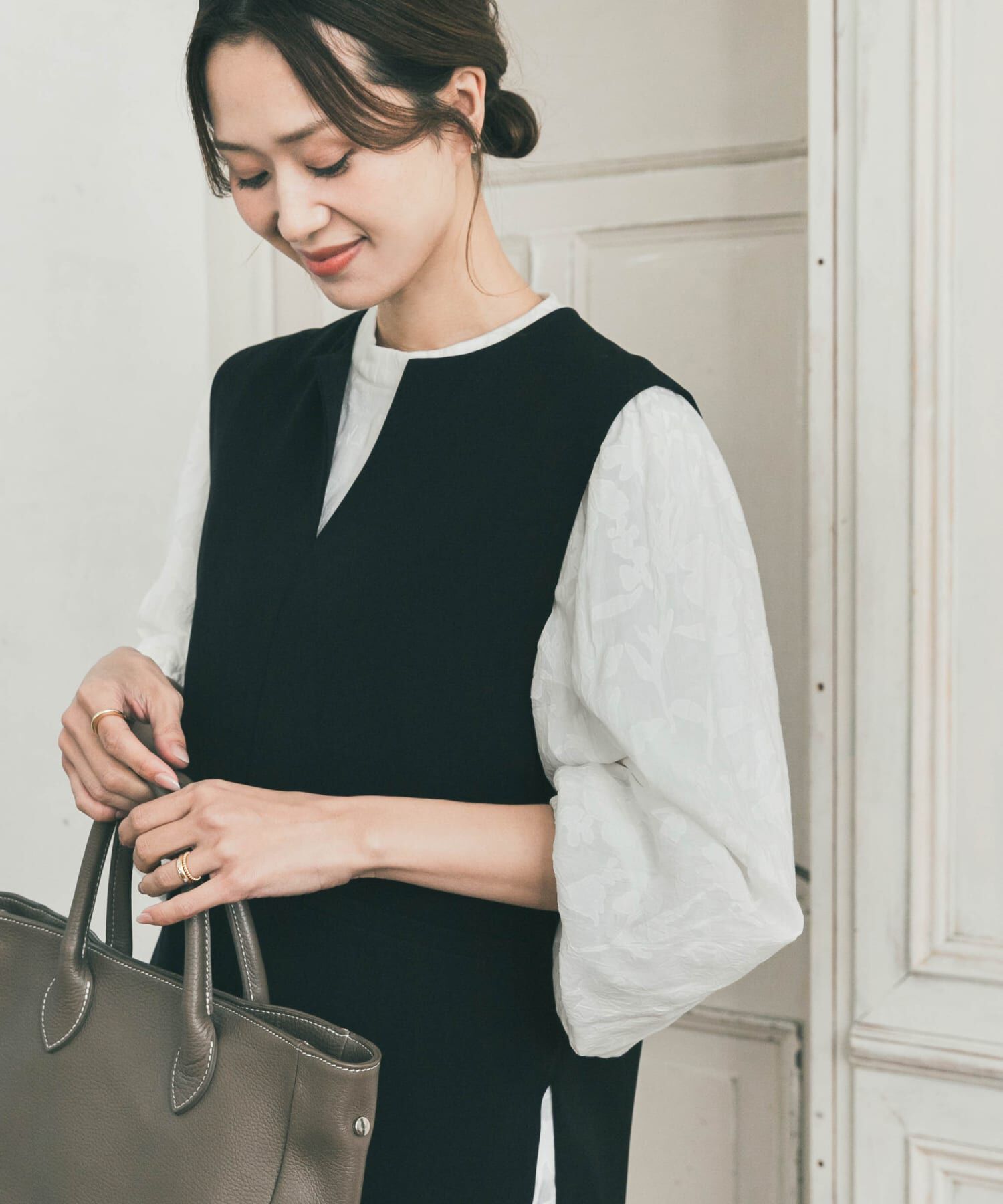 URBAN RESEARCH DOORS「フラワーオパールブラウス」|シャツ・ブラウス|