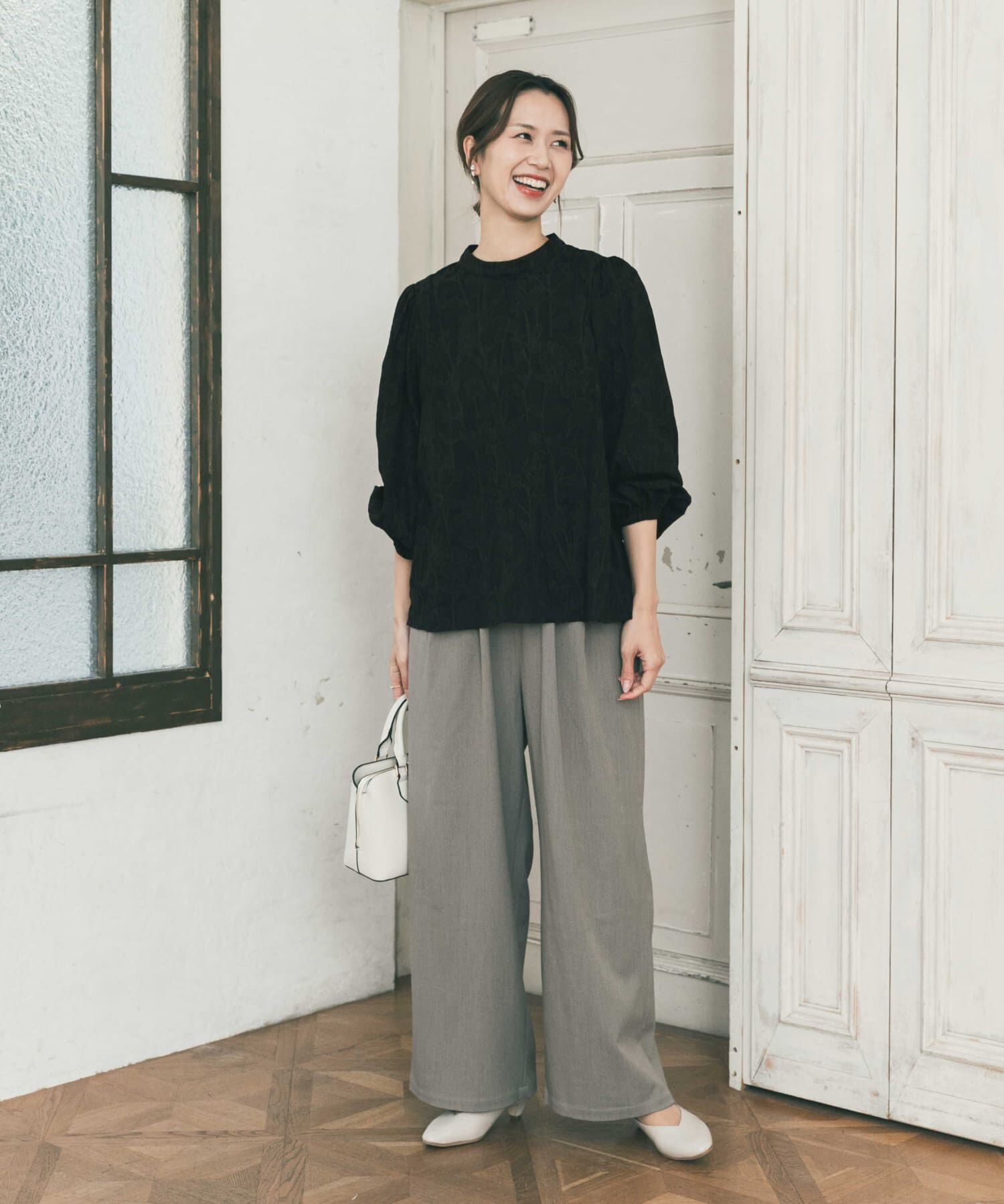 URBAN RESEARCH DOORS「フラワーオパールブラウス」|シャツ・ブラウス|