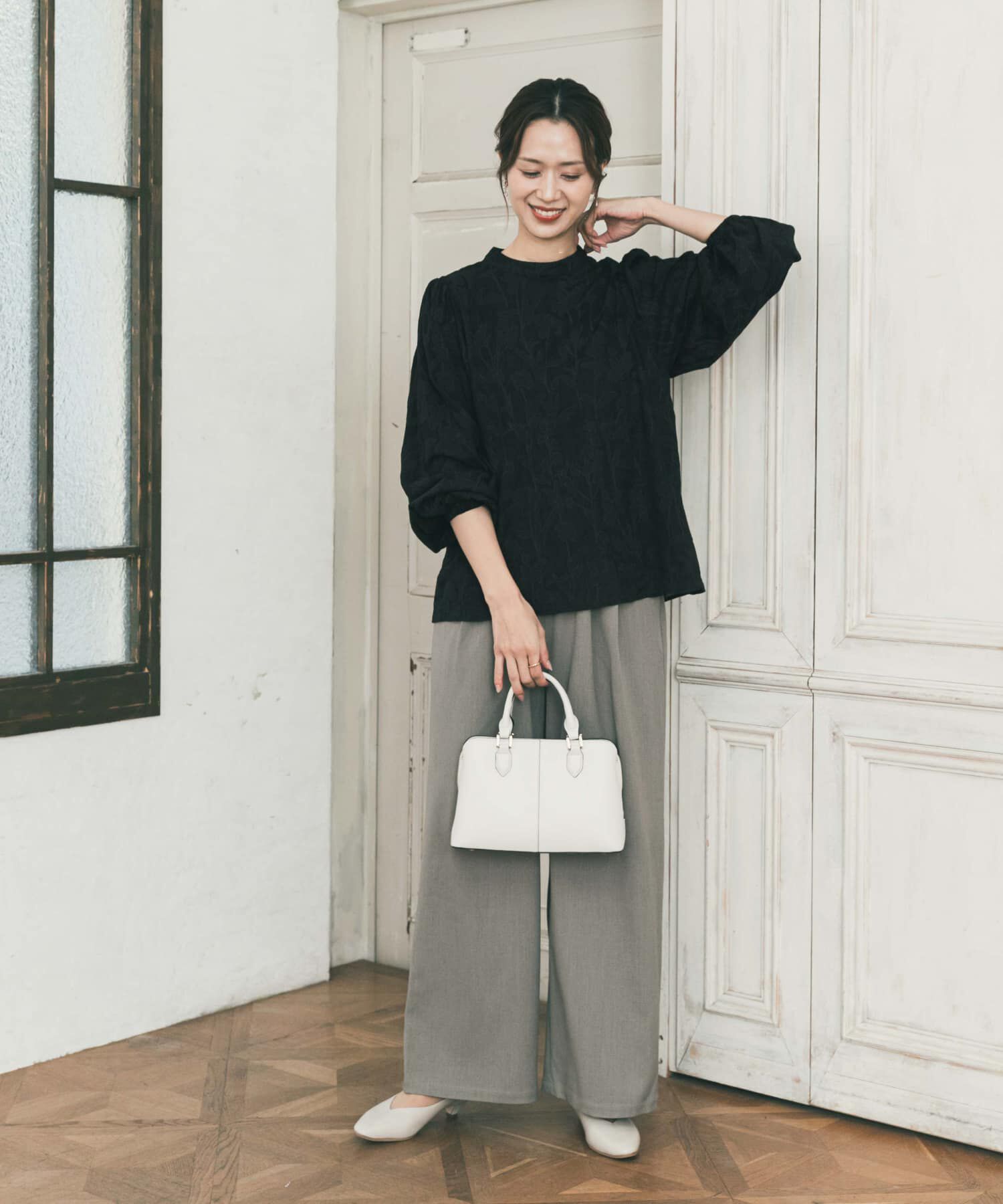 URBAN RESEARCH DOORS「フラワーオパールブラウス」|シャツ・ブラウス|