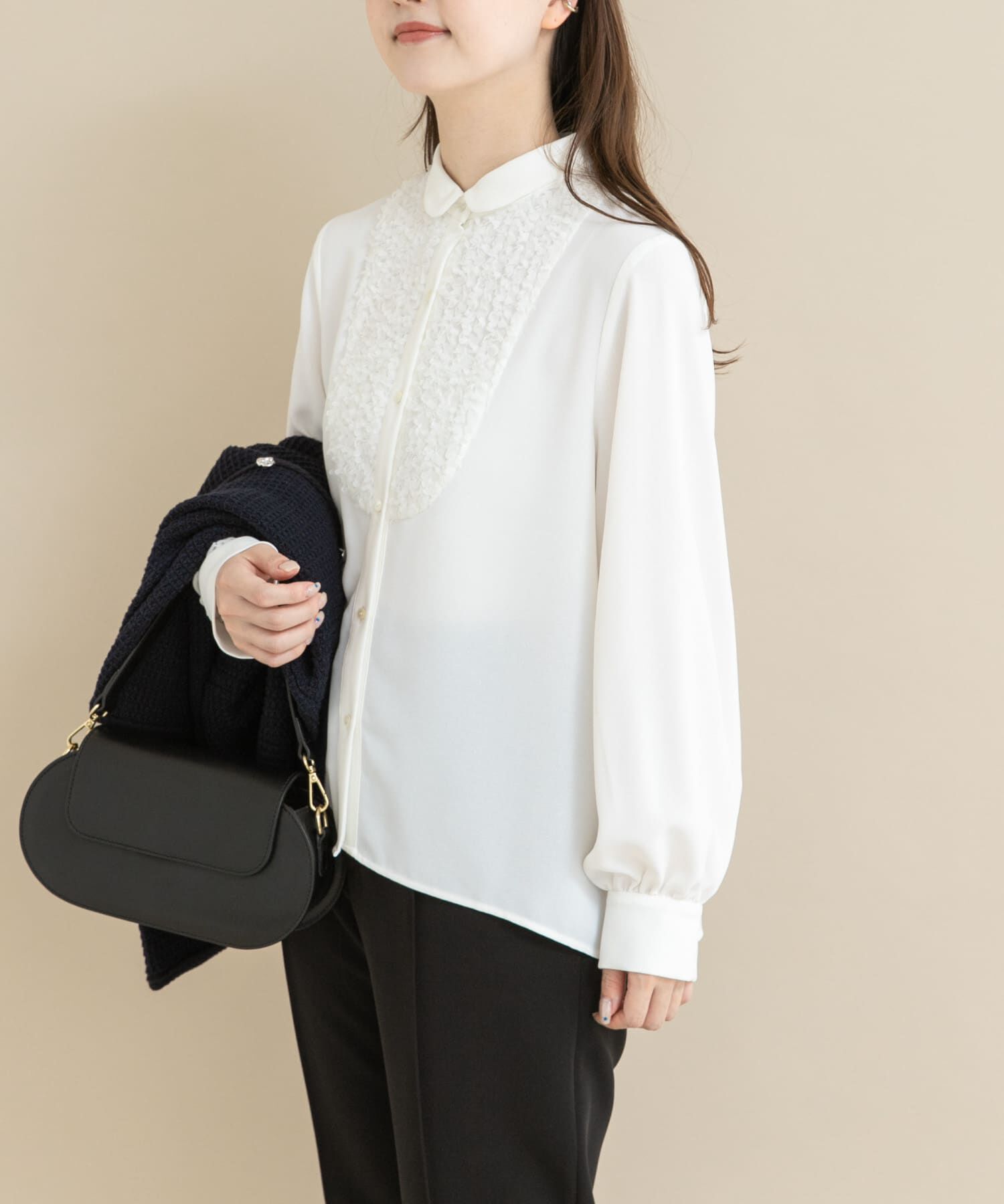 URBAN RESEARCH ROSSO「『WEB/一部店舗限定』フロントレース切替ブラウス」|シャツ・ブラウス|