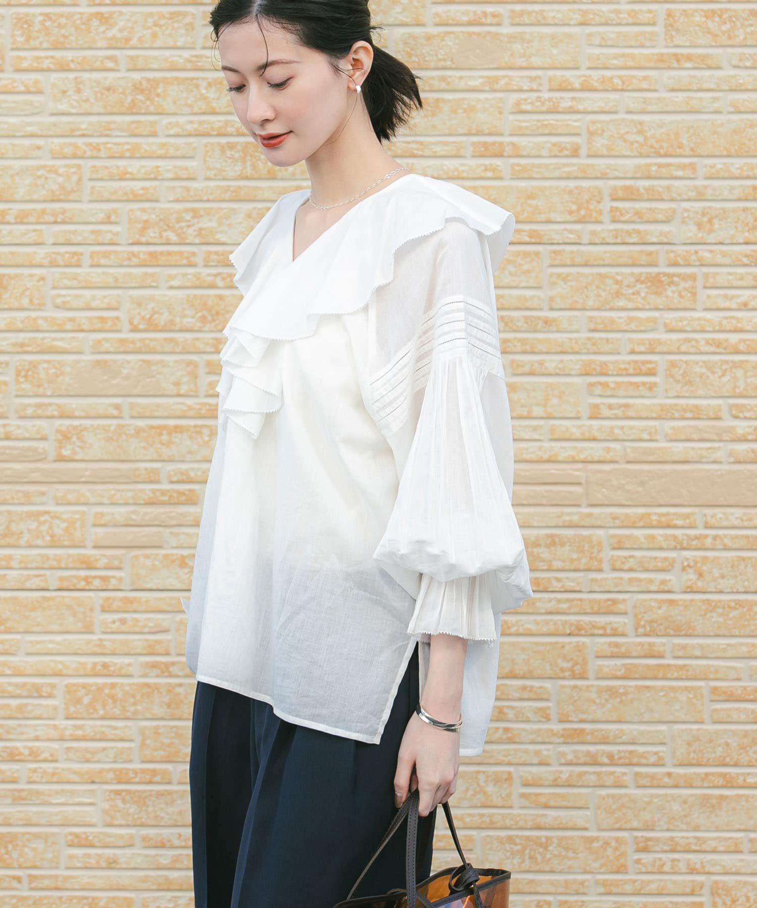 URBAN RESEARCH「コットンボイルラッフルブラウス」|シャツ・ブラウス|