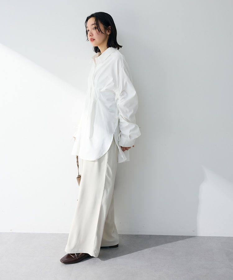 Green Parks「【WEB限定】ドロストシャーリングウエストタックシャツⅡ」|シャツ・ブラウス|