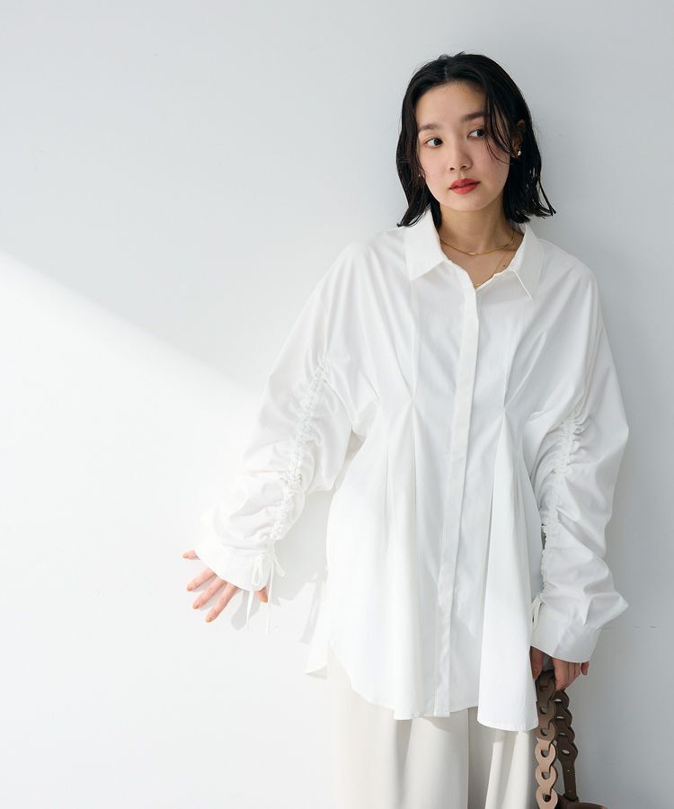 Green Parks「【WEB限定】ドロストシャーリングウエストタックシャツⅡ」|シャツ・ブラウス|