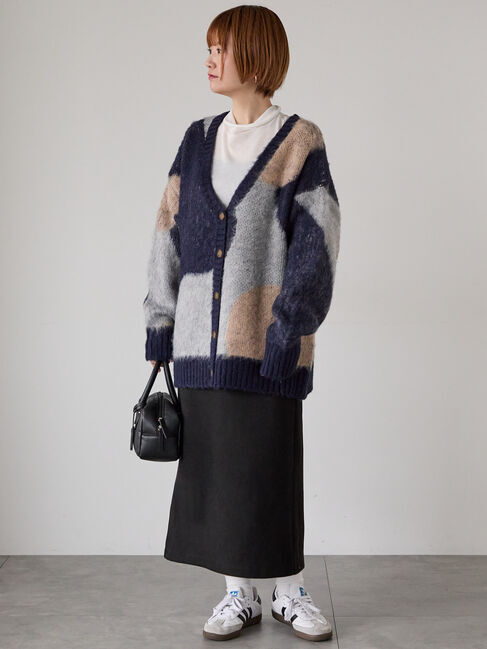 Lugnoncure「起毛ジャカードパッチワーク風Vネックカーディガン」|カーディガン|