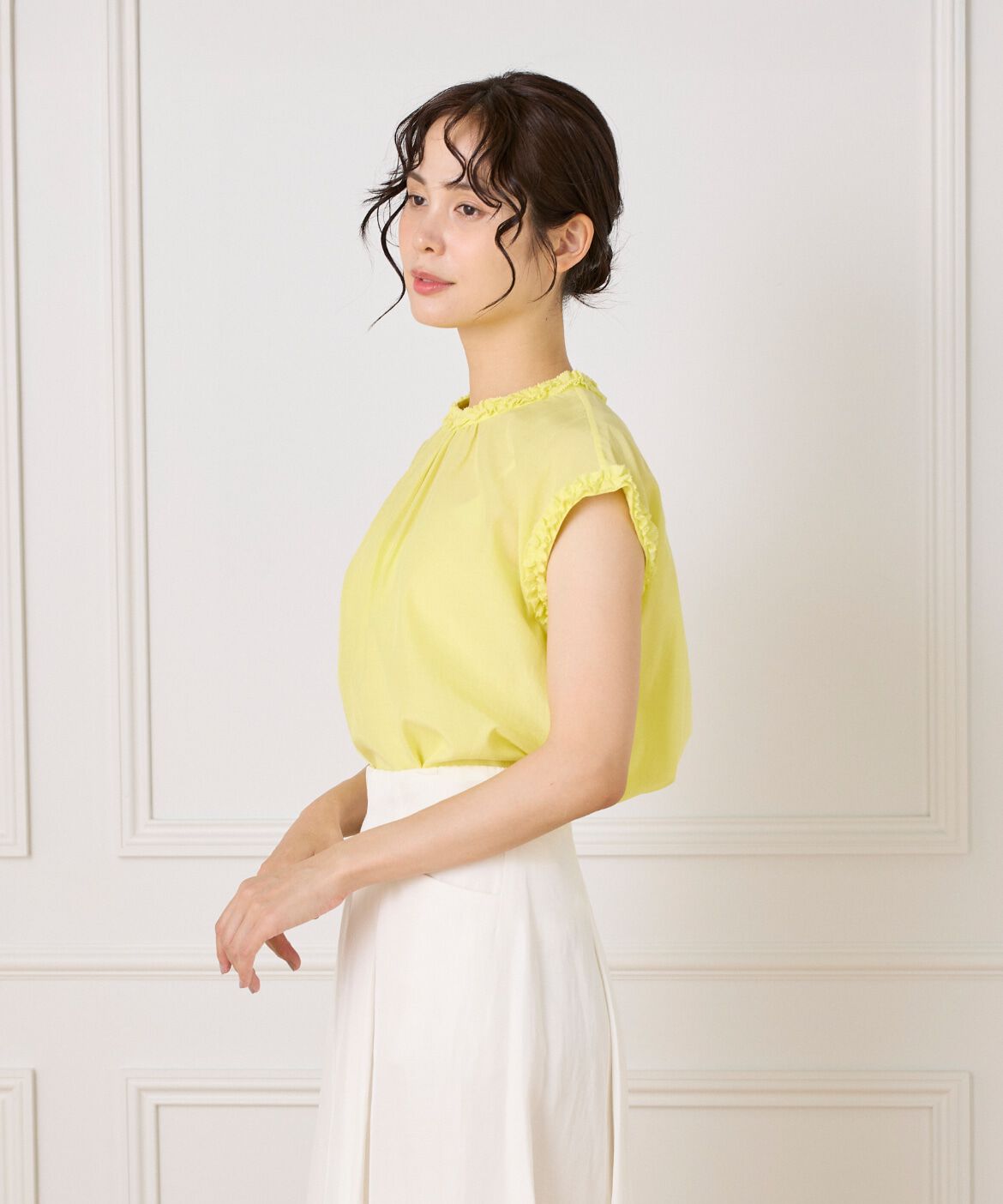 INED「《大きいサイズ》タックフリルブラウス」|シャツ・ブラウス|