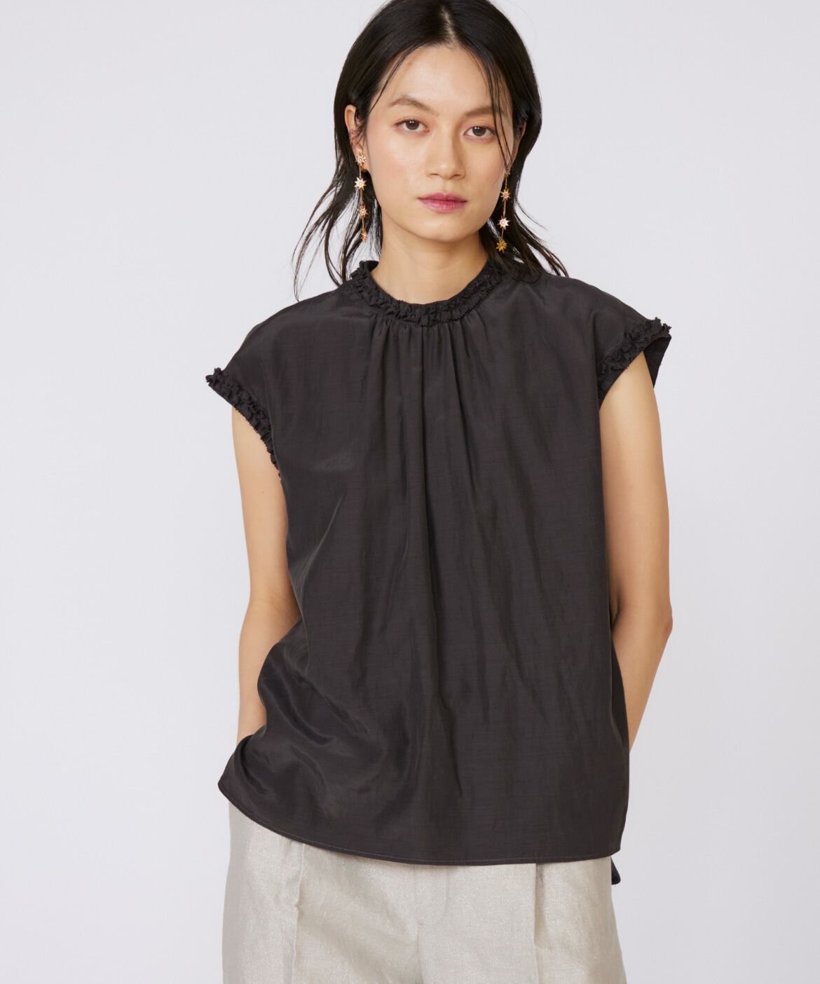 INED「《大きいサイズ》タックフリルブラウス」|シャツ・ブラウス|