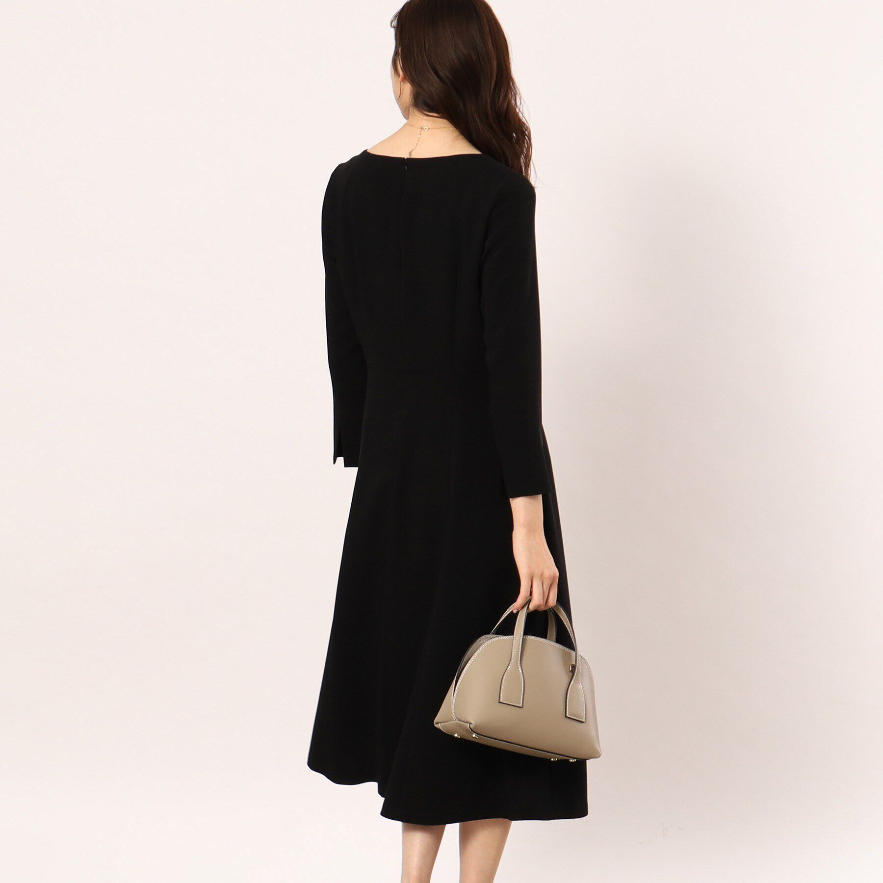 UNTITLED「トリアセエアクロスワンピース」|ワンピース|