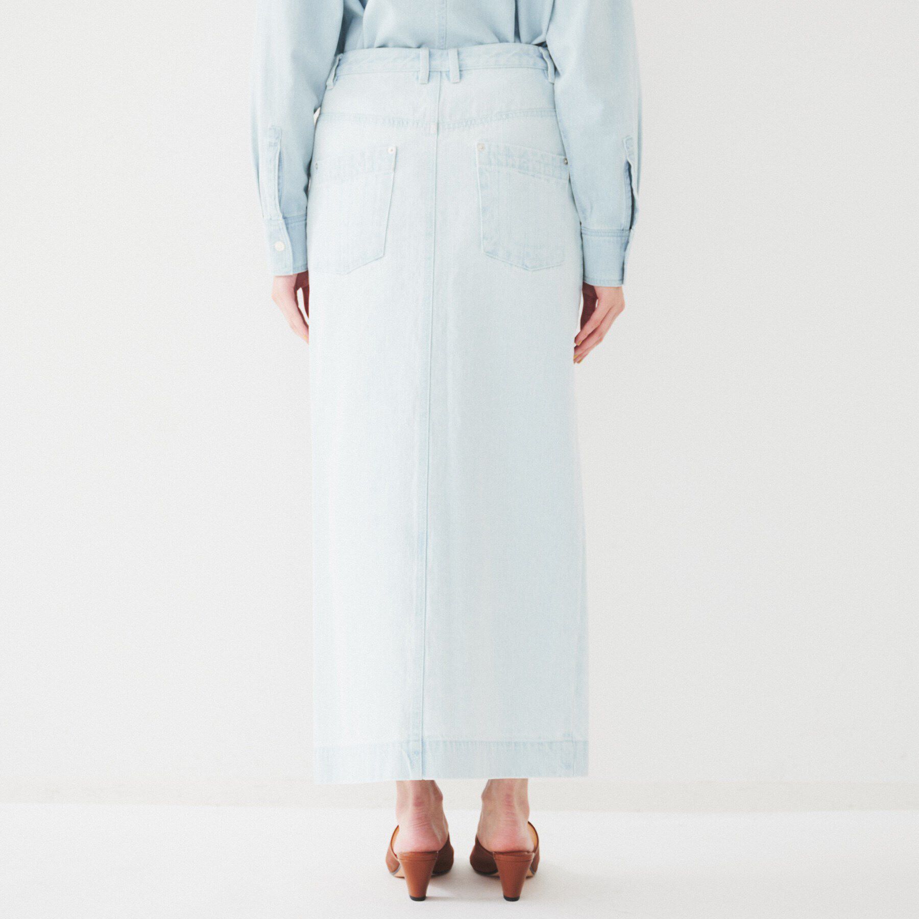 UNTITLED「セミタイトデニムスカート」|スカート|