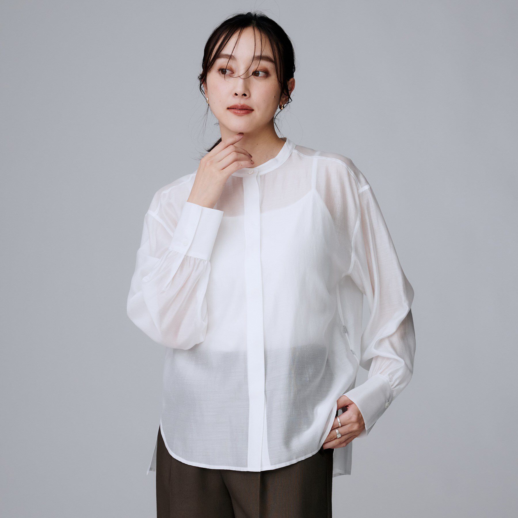 UNTITLED「【ボウタイリボン/バンドカラー/レイヤード】2WAYシアーブラウス」|シャツ・ブラウス|