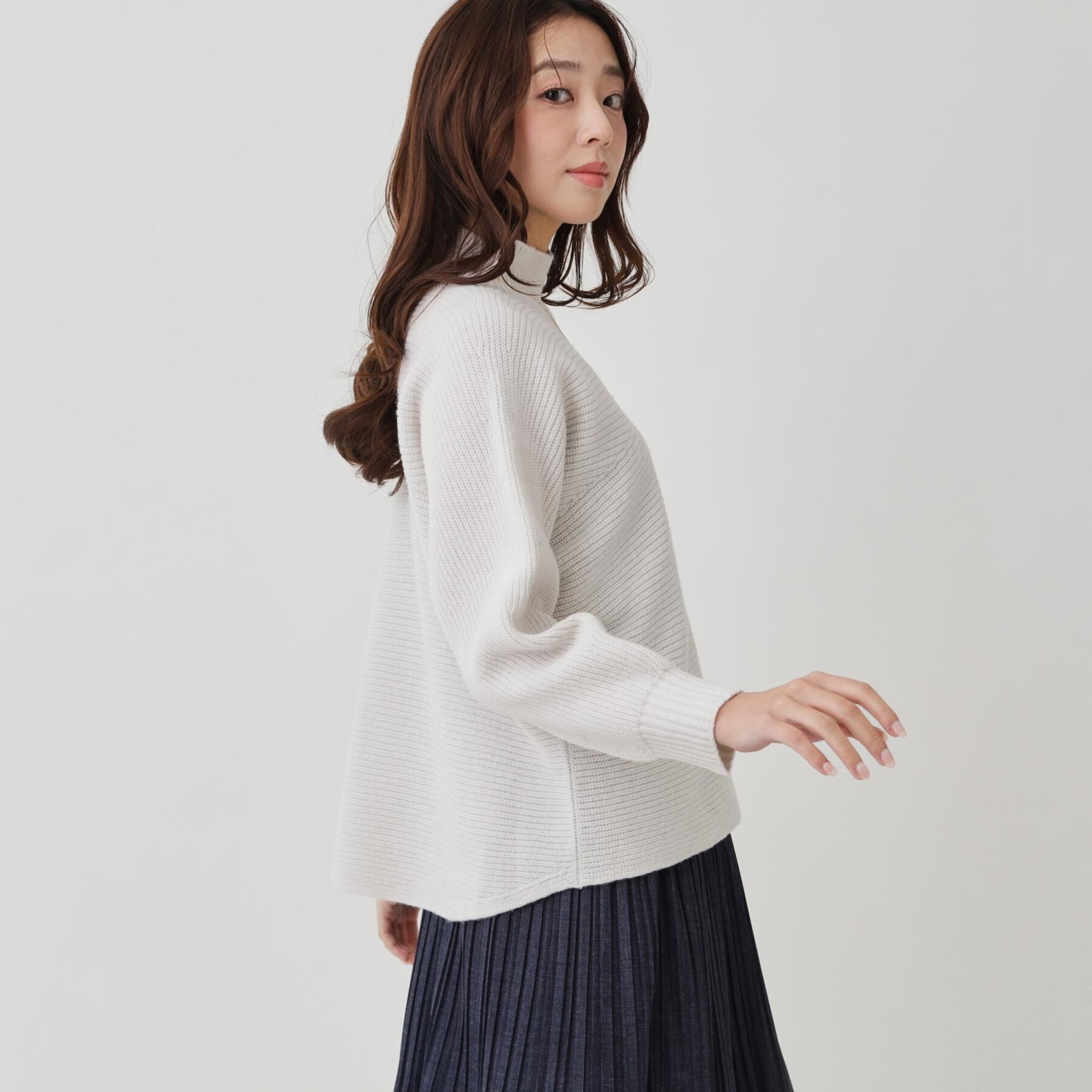 COUP DE CHANCE「【手洗い可／日本製／温かく軽い】ミドルゲージニットトップス」|ニット・セーター|