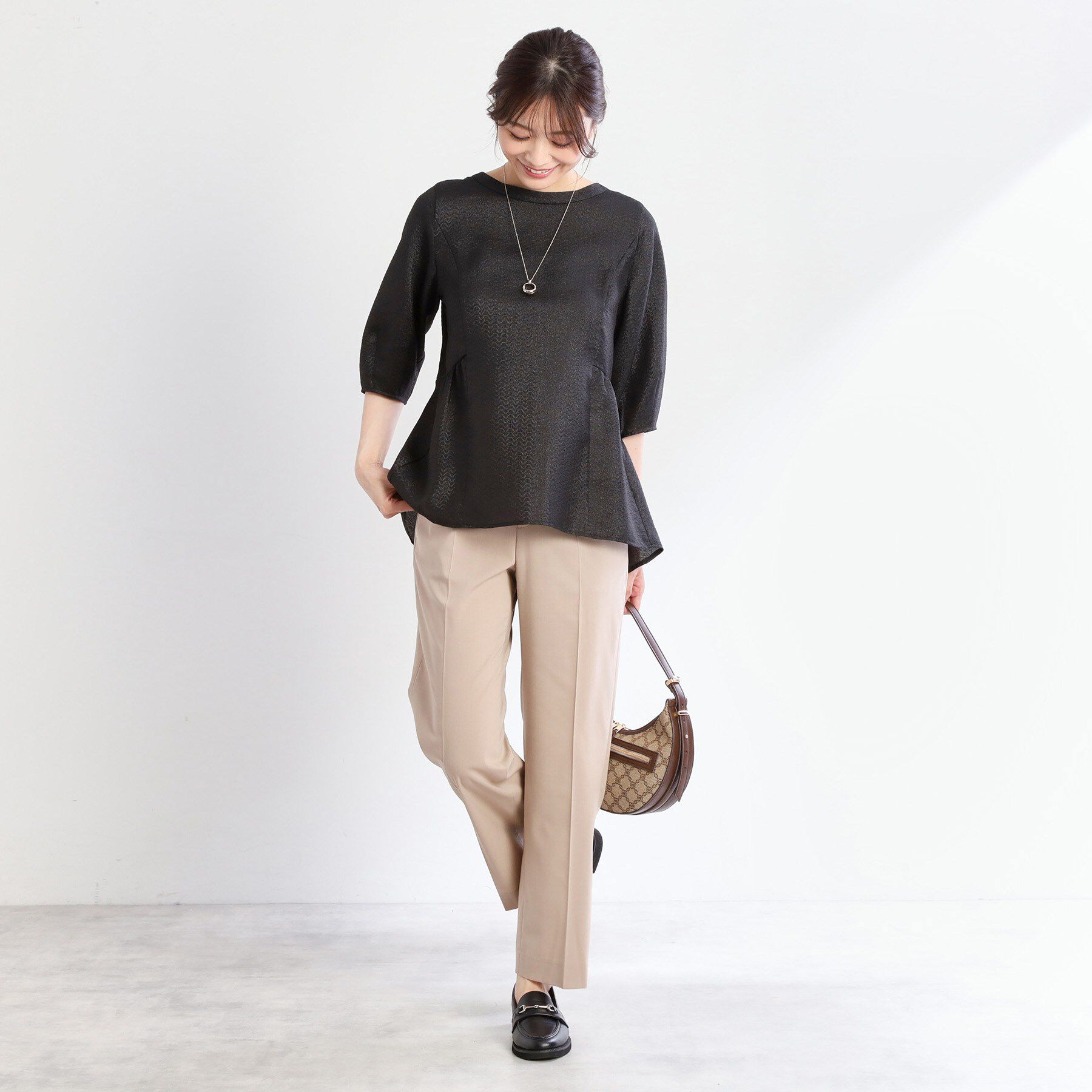 Reflect「【すっきり見え！長め丈】ペプラムデザインシアーブラウス」|シャツ・ブラウス|