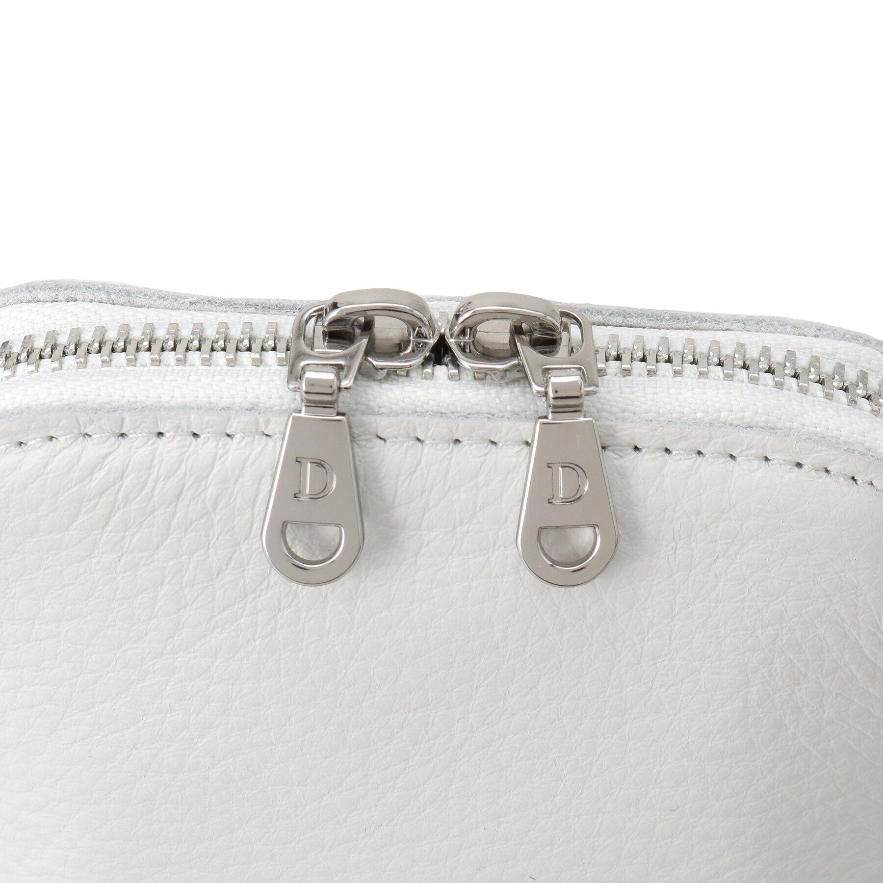 DRESSTERIOR「シュリンクレザーマルチポーチ」|ショルダー・メッセンジャー|