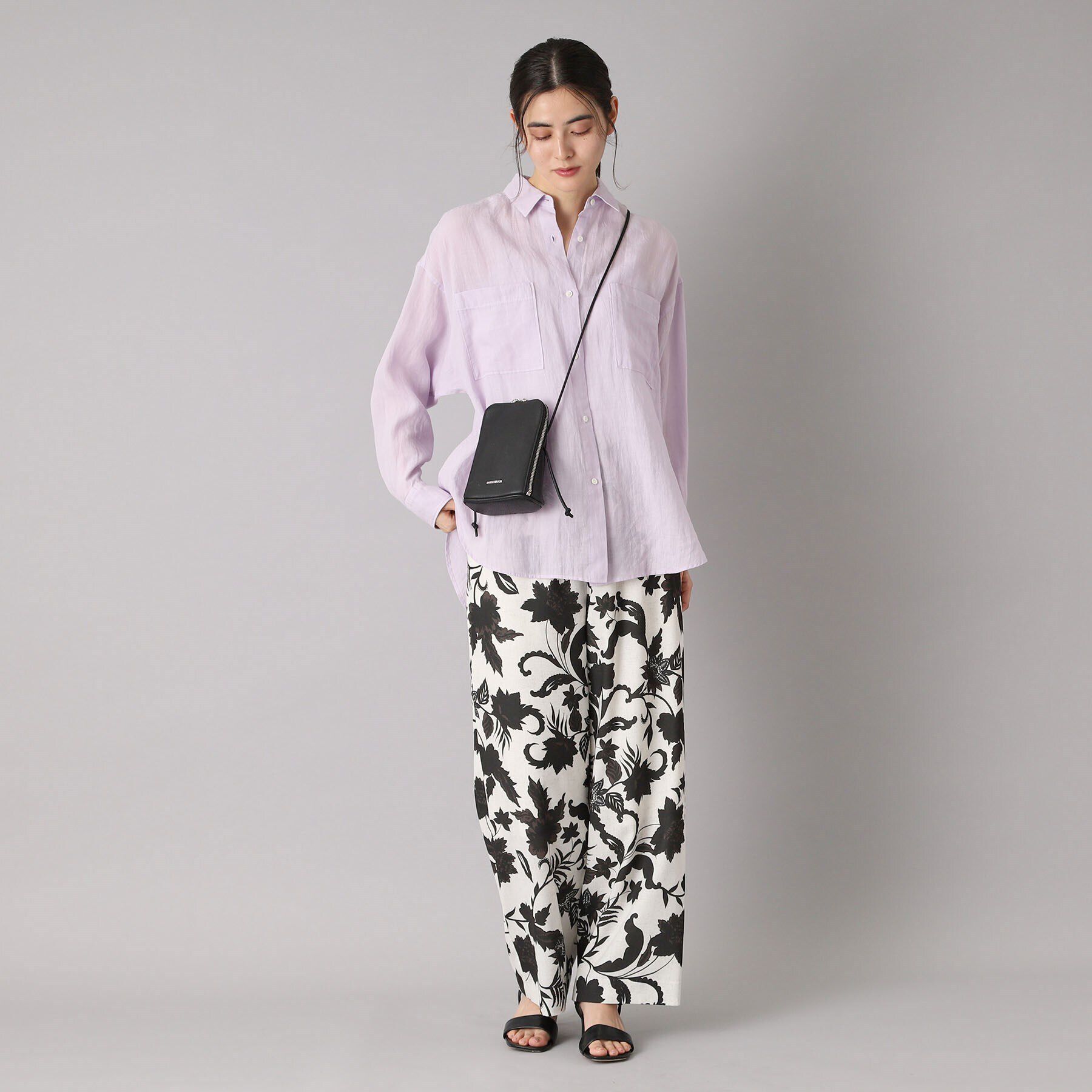 DRESSTERIOR「シュリンクレザーマルチポーチ」|ショルダー・メッセンジャー|