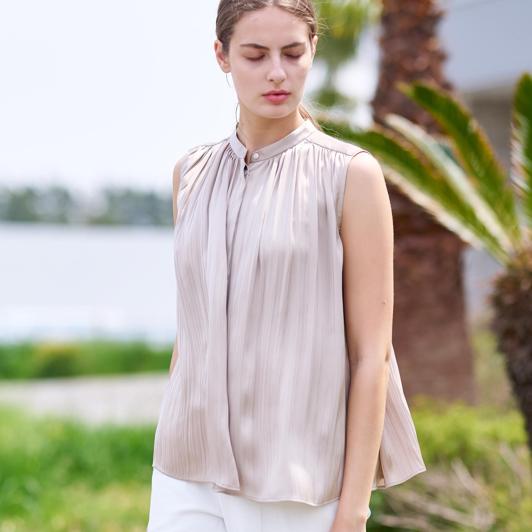 DRESSTERIOR「【洗える/きれいめ】プリーツサテンブラウス」|シャツ・ブラウス|ライトベージュ(05